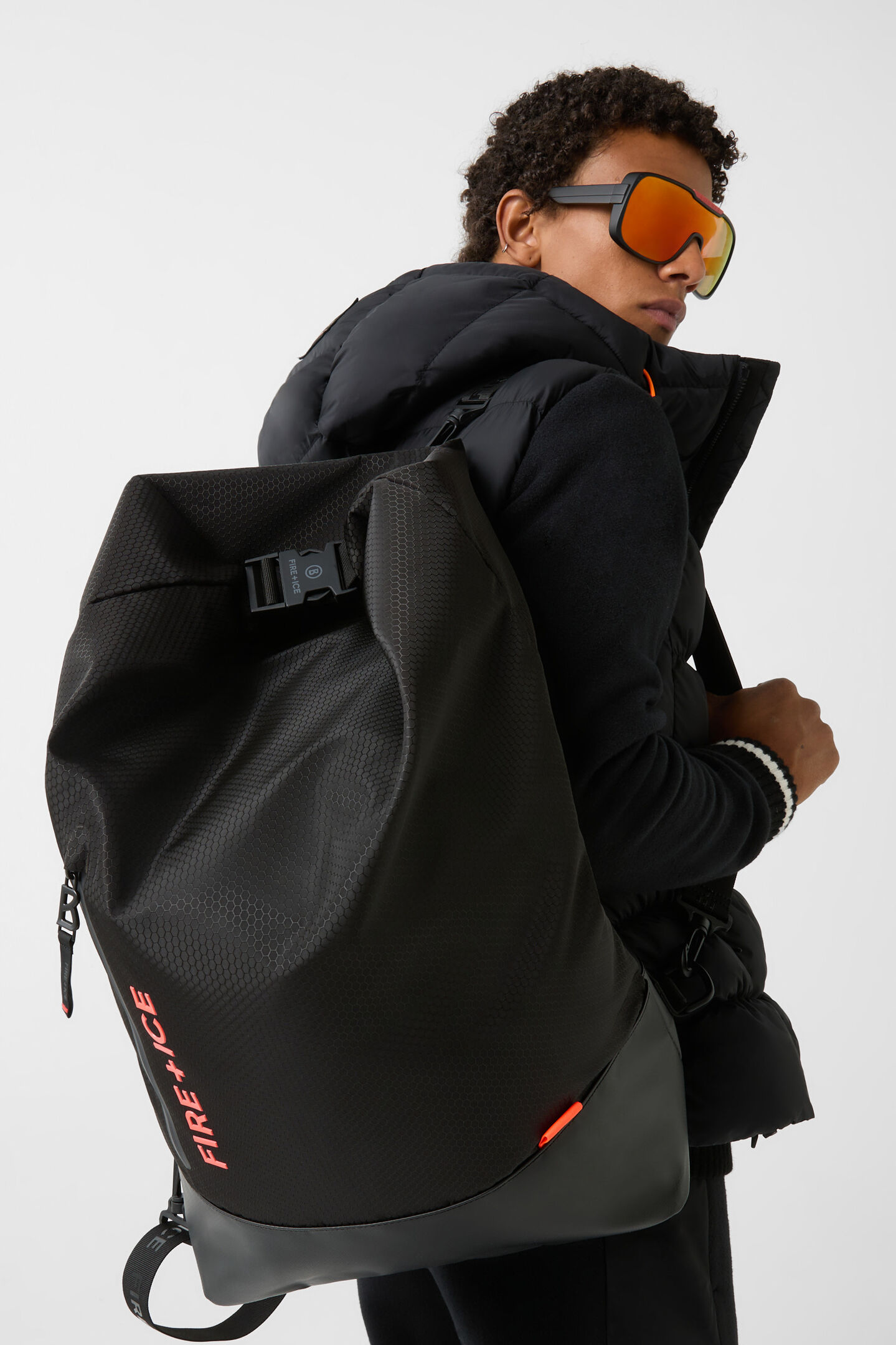 Park City Yuki Travel bag Black