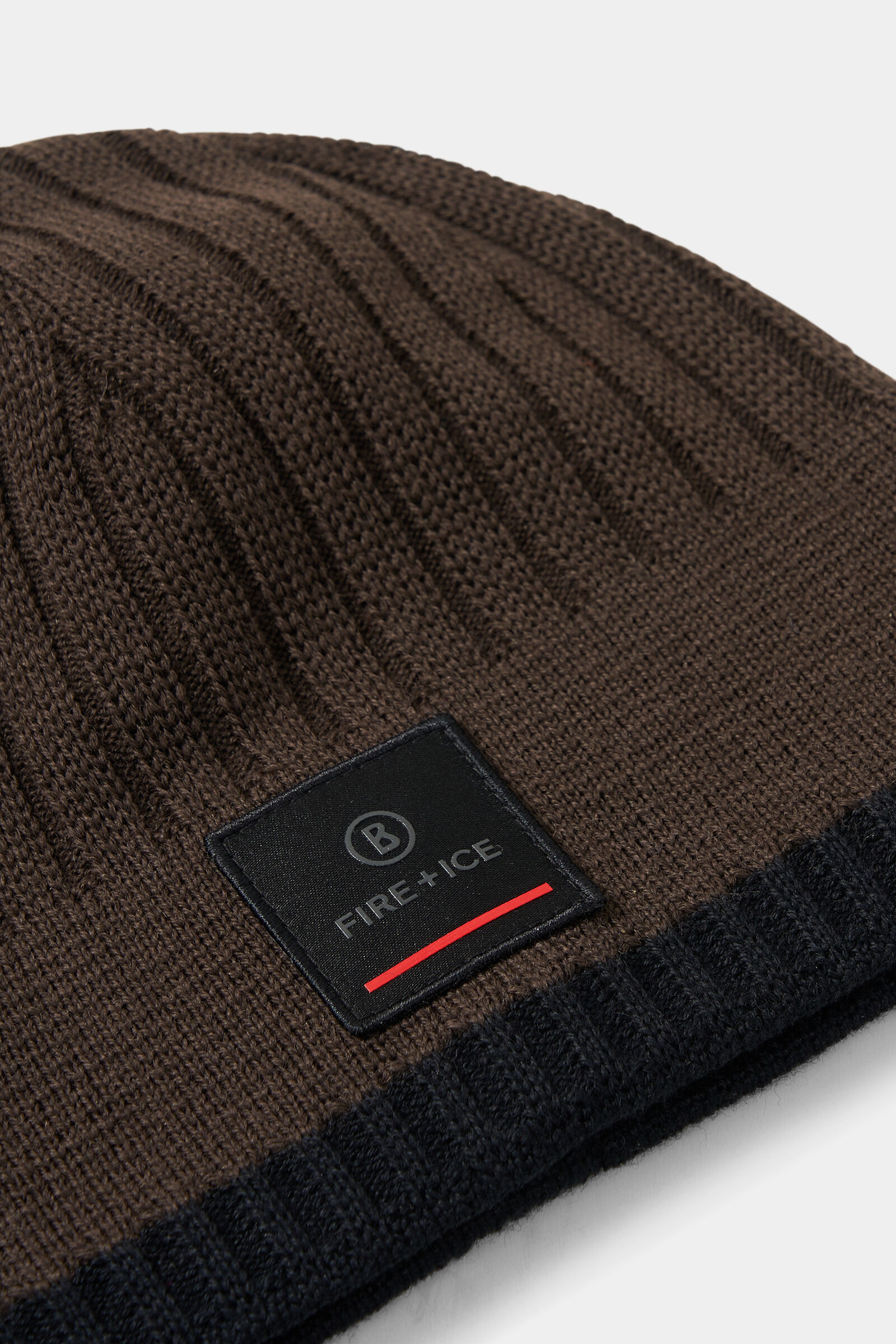 Beanie Eastan Chocolate