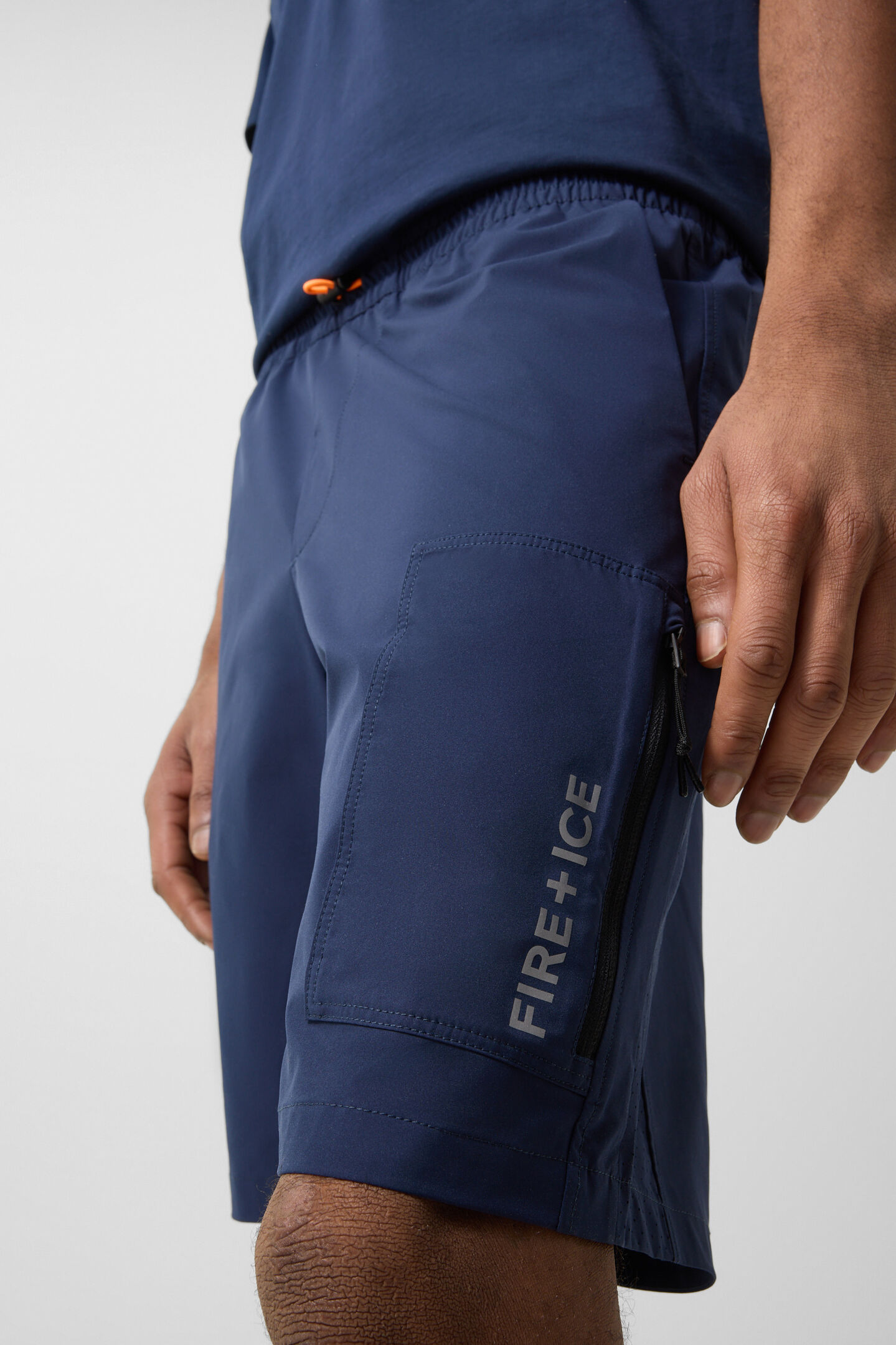 Pavel functional shorts Dark blue