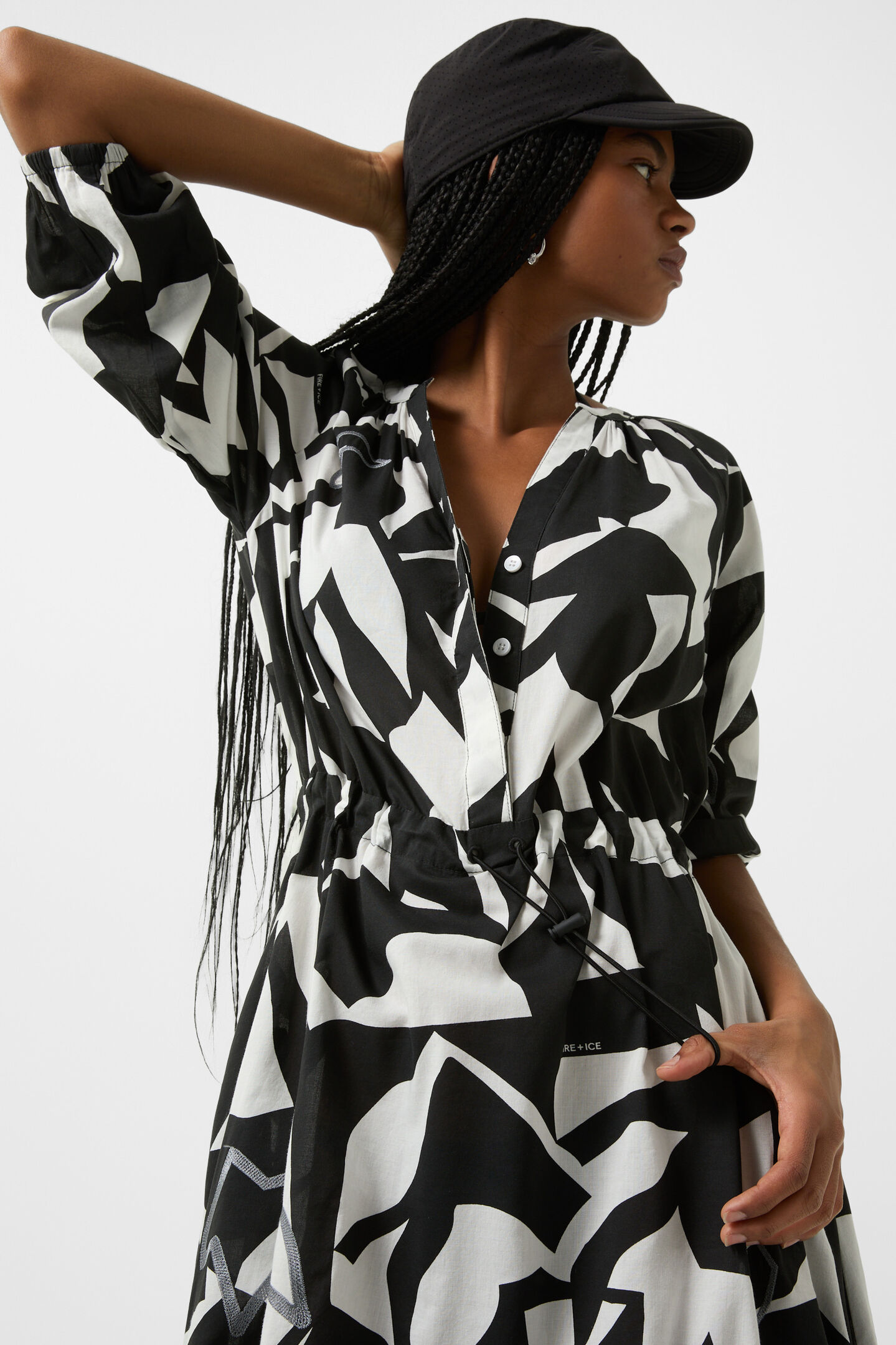 Olivia beach dress Black/white