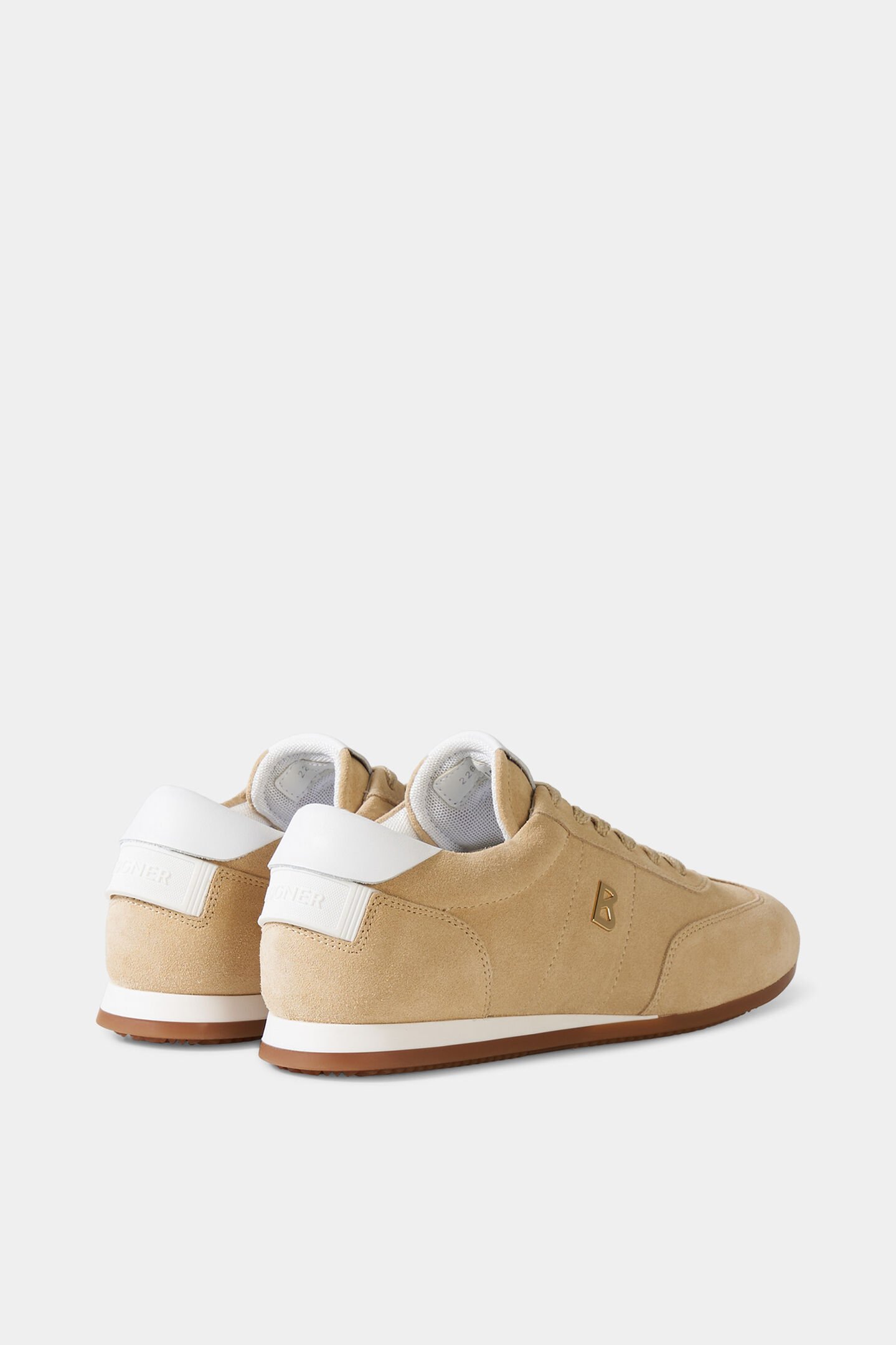 Valencia trainers Camel