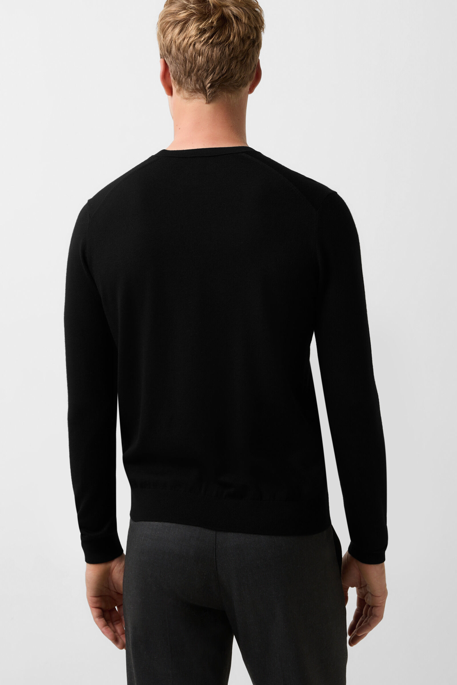 Fine knit pullover Ole Black