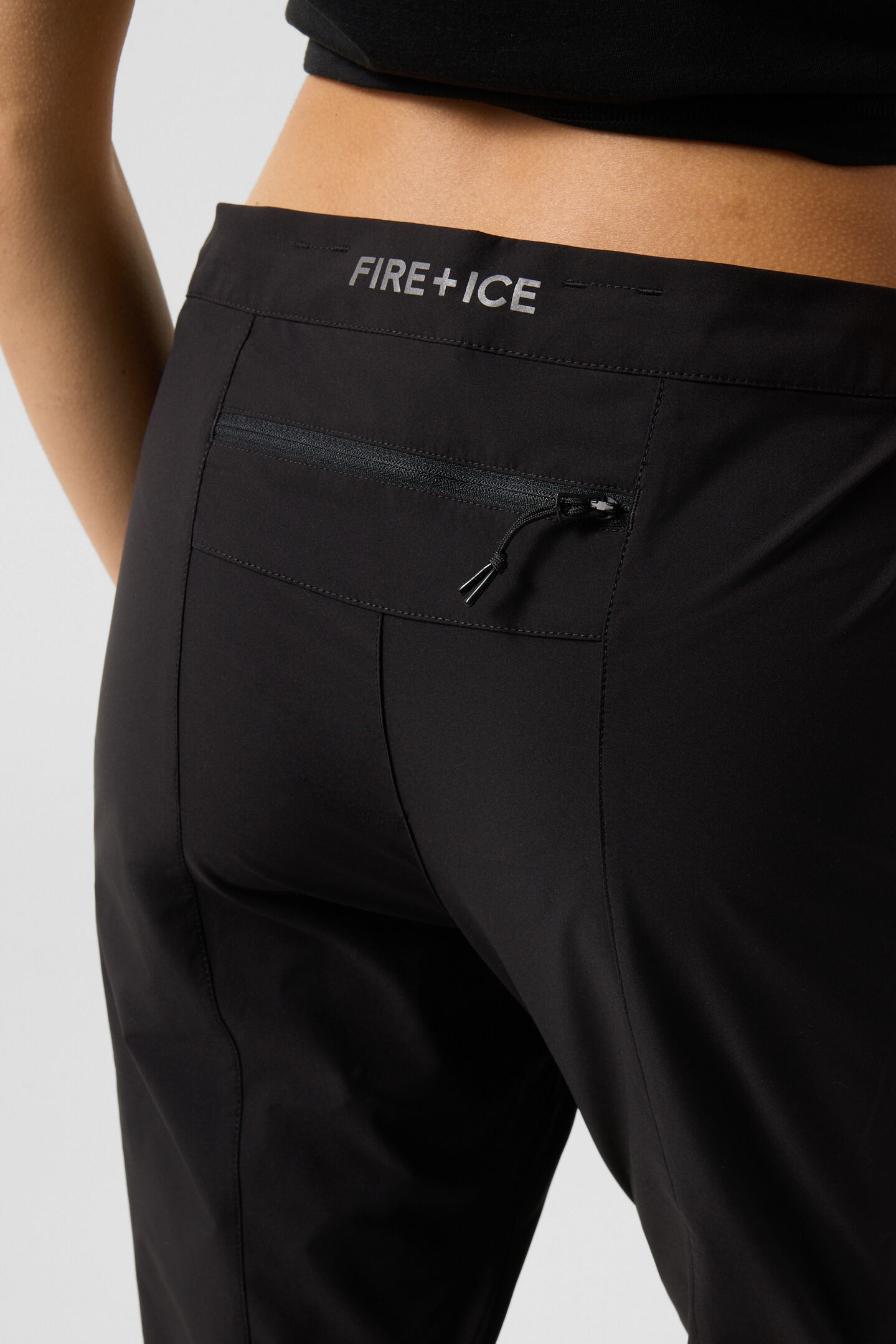 Lou functional trousers Black