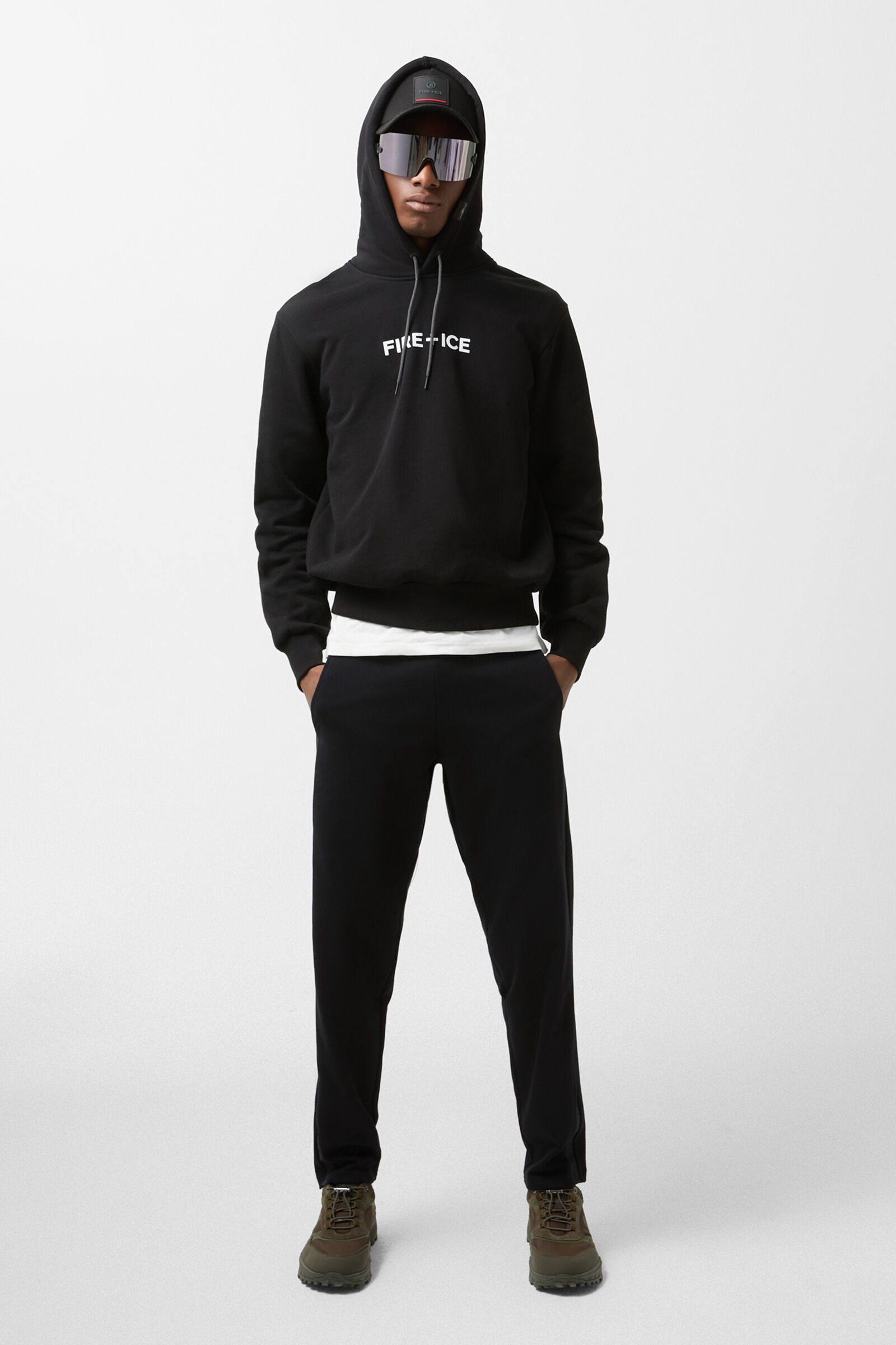 Kerr joggers Black