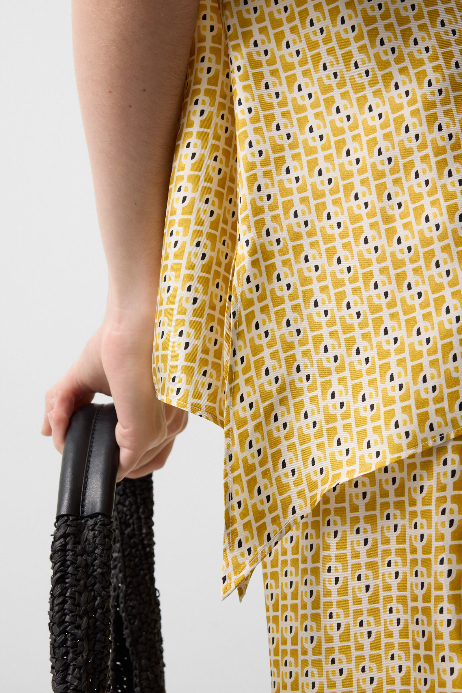 Elvira silk blouse Yellow/cream