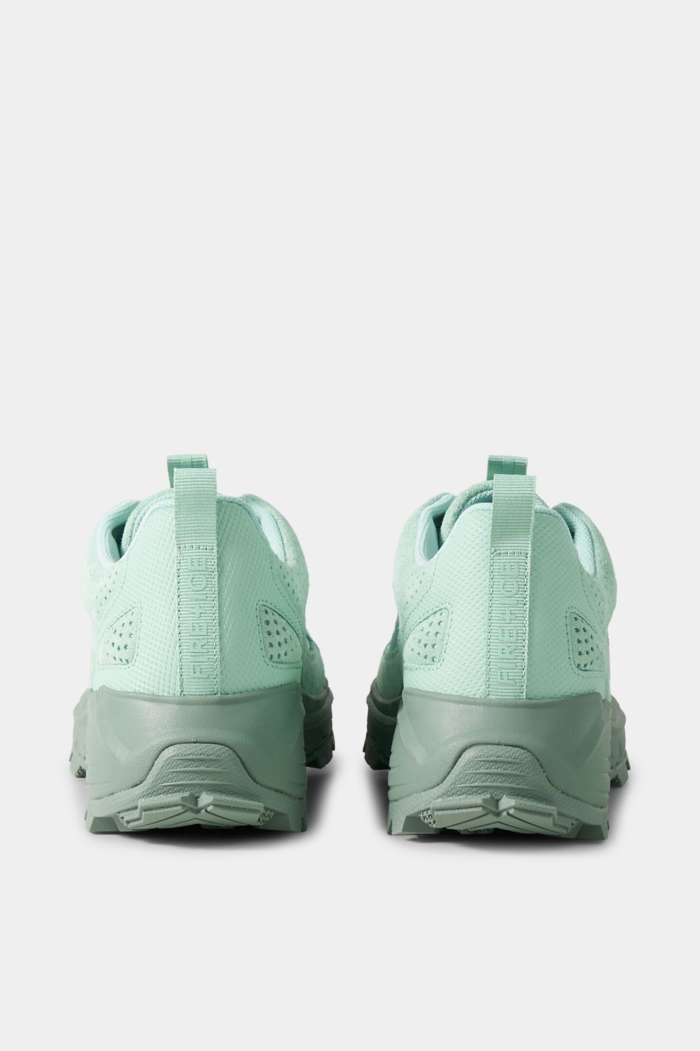 Montana trainers Mint