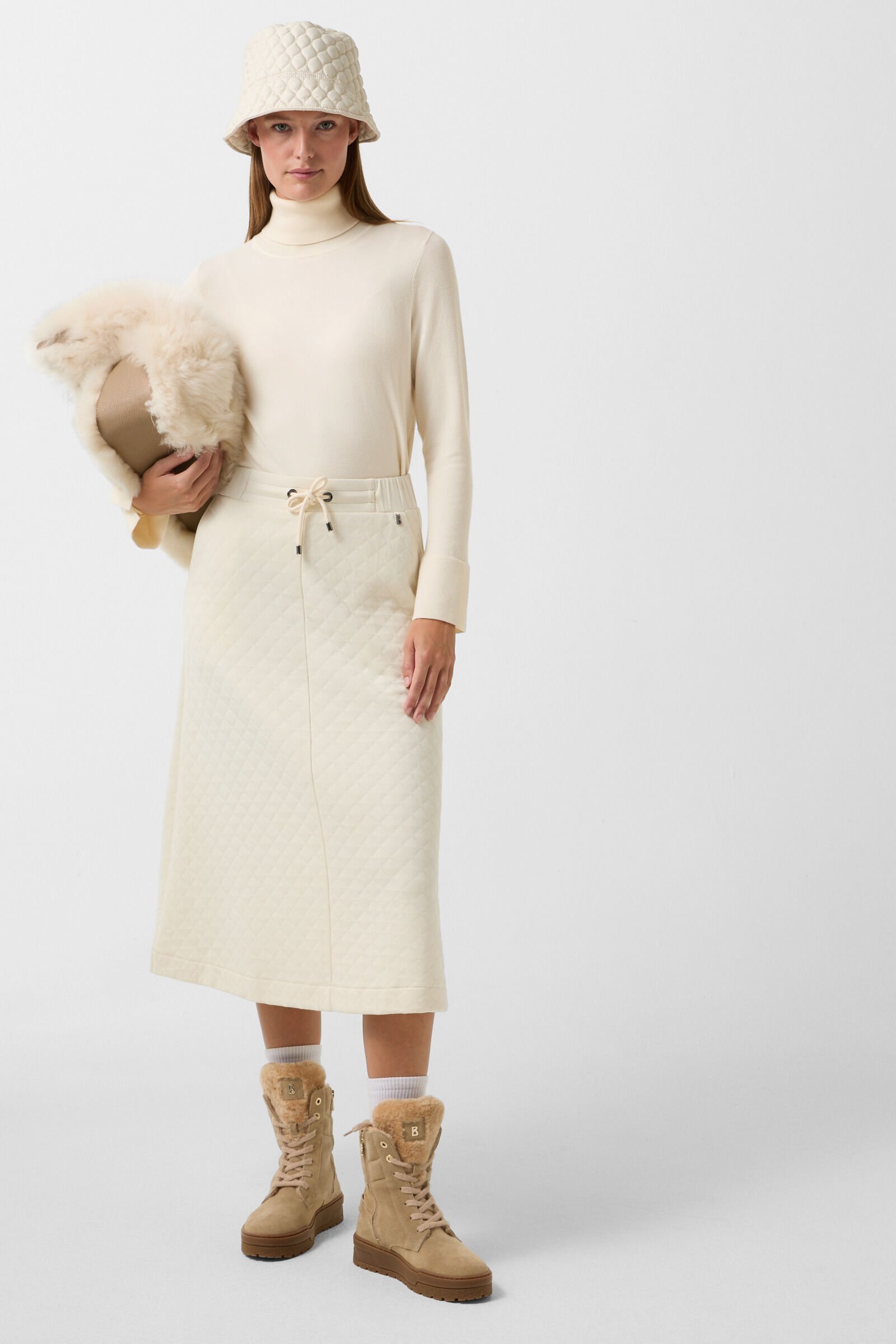 Vinny turtleneck jumper Cream