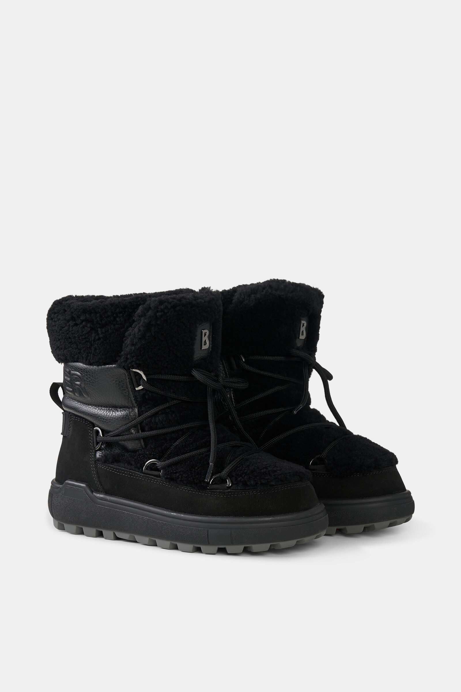 Chamonix snow boots with spikes Black