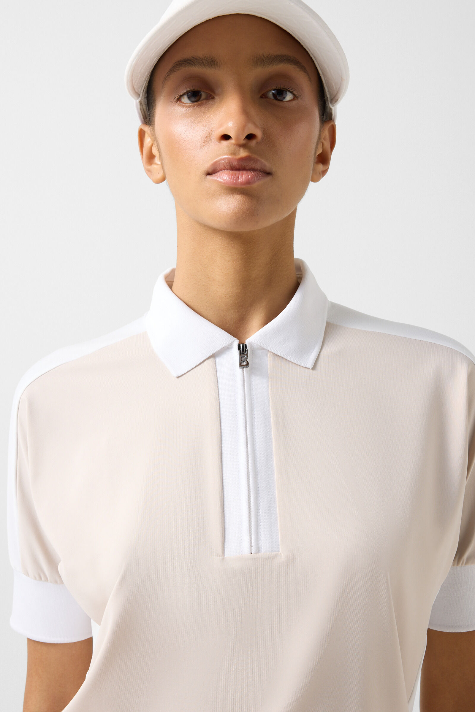 Arabell functional short-sleeved top Sand/white