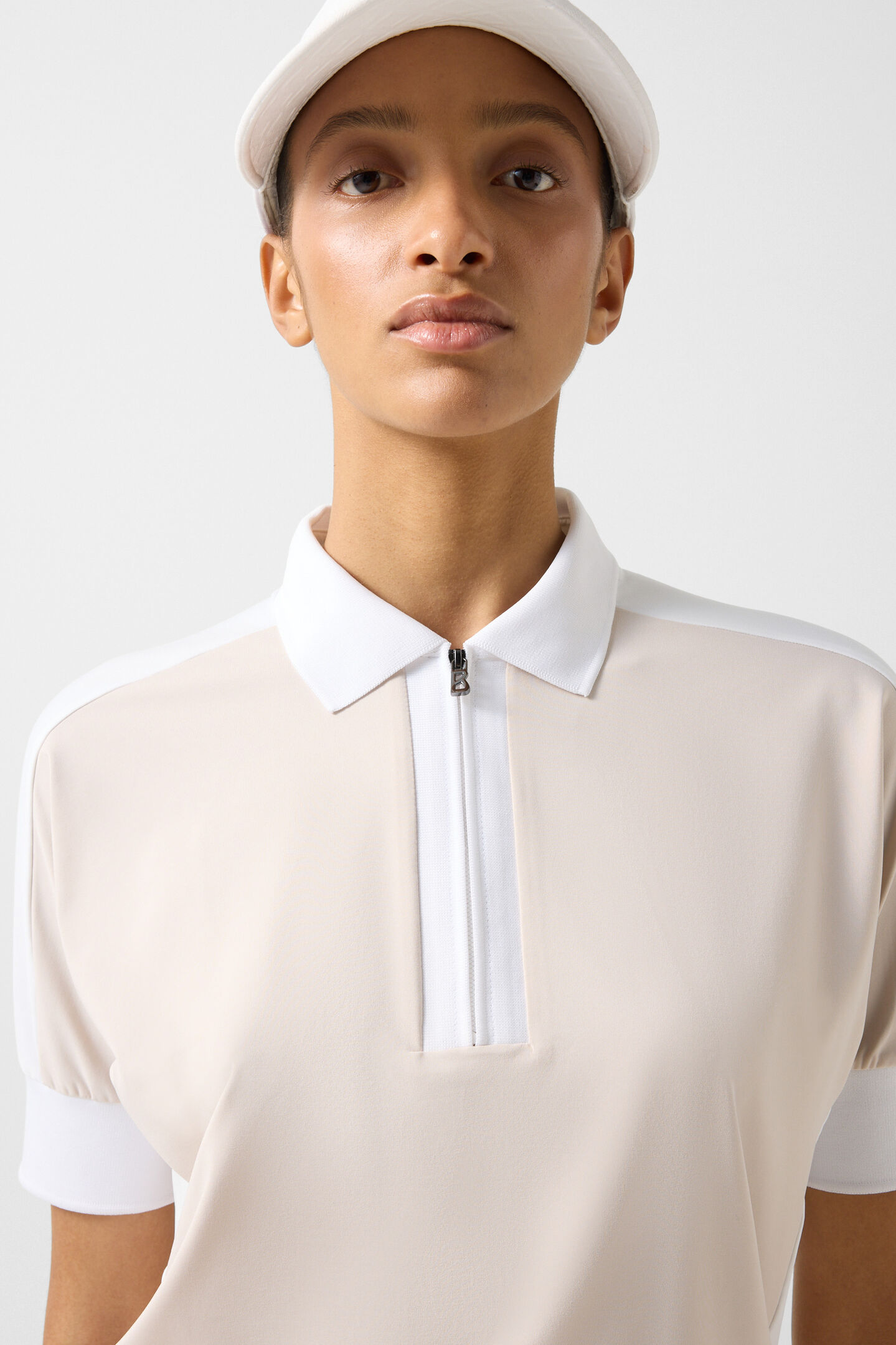 Arabell functional short-sleeved top Sand/white