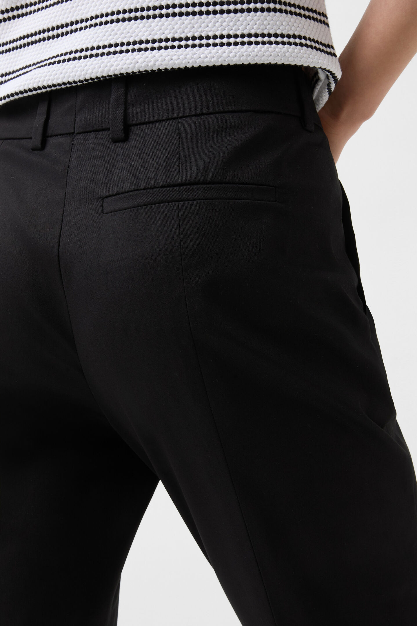 Chino Joy Schwarz