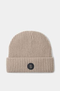 Gustav hat Greige Gustav hat Greige