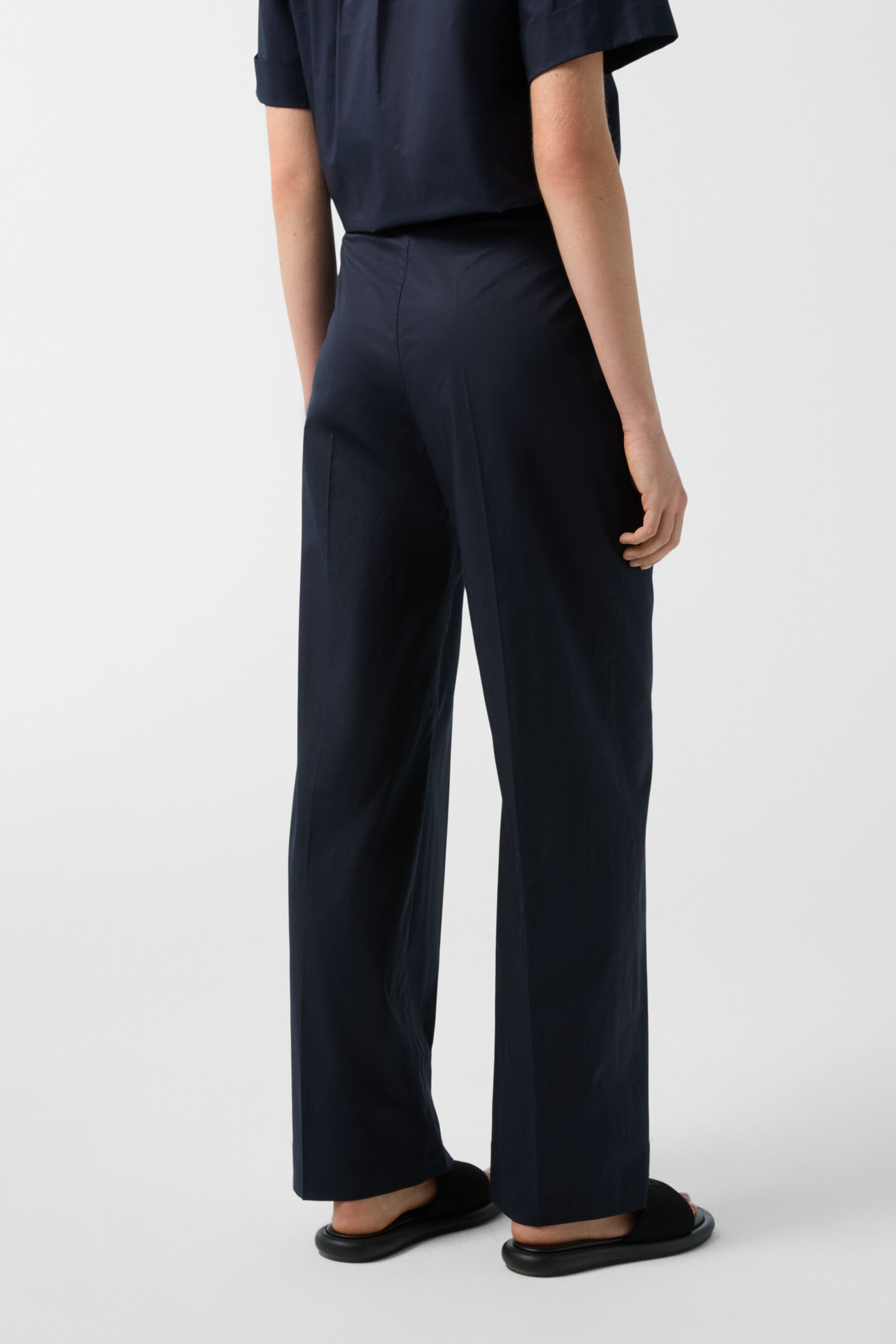 Pleated trousers Ella Navy blue