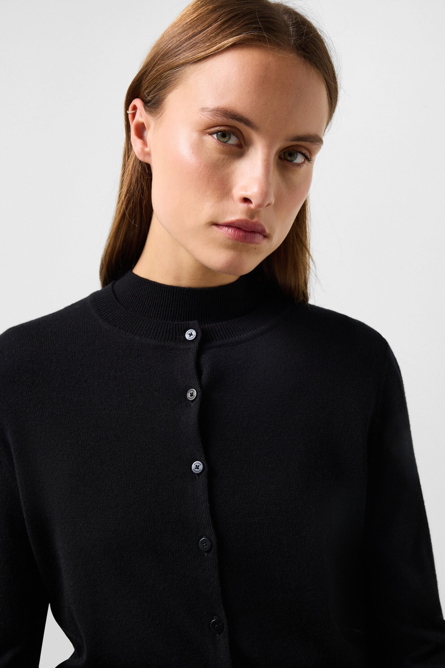 Azou virgin wool and silk knit jacket Black