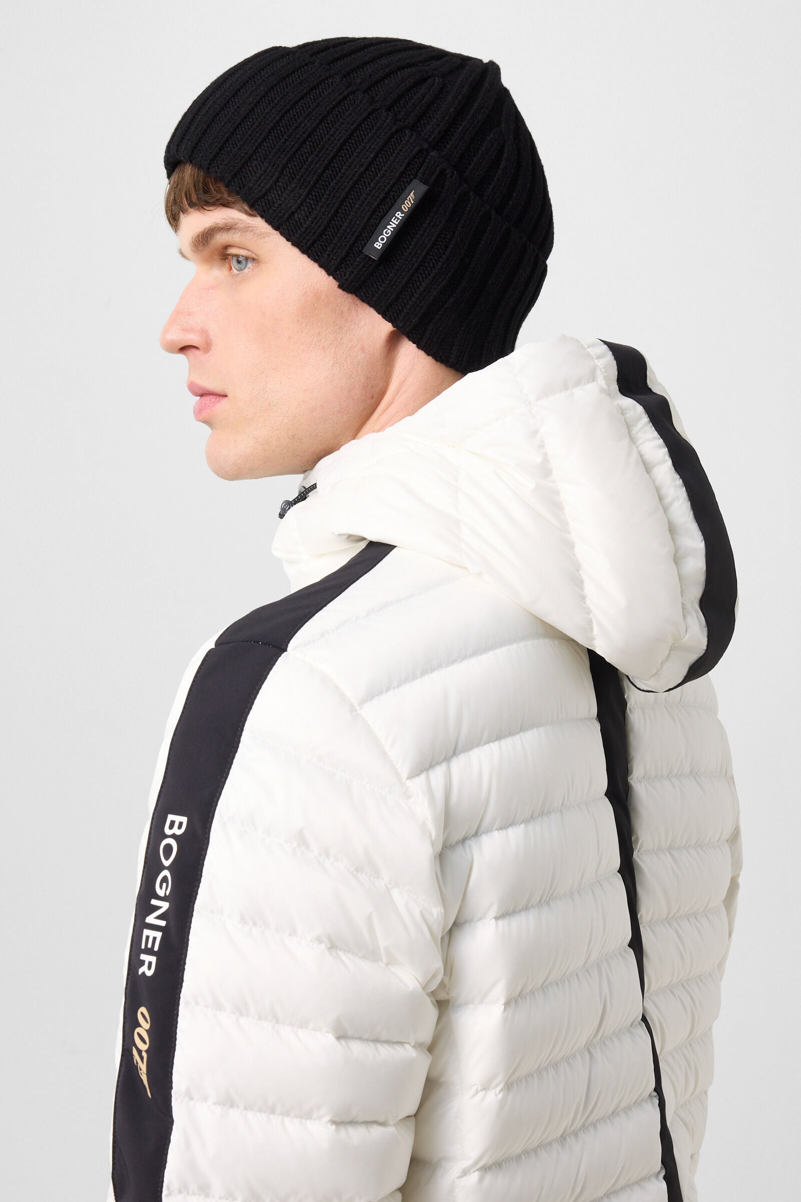 Bond mid-layer jacket White/Black
