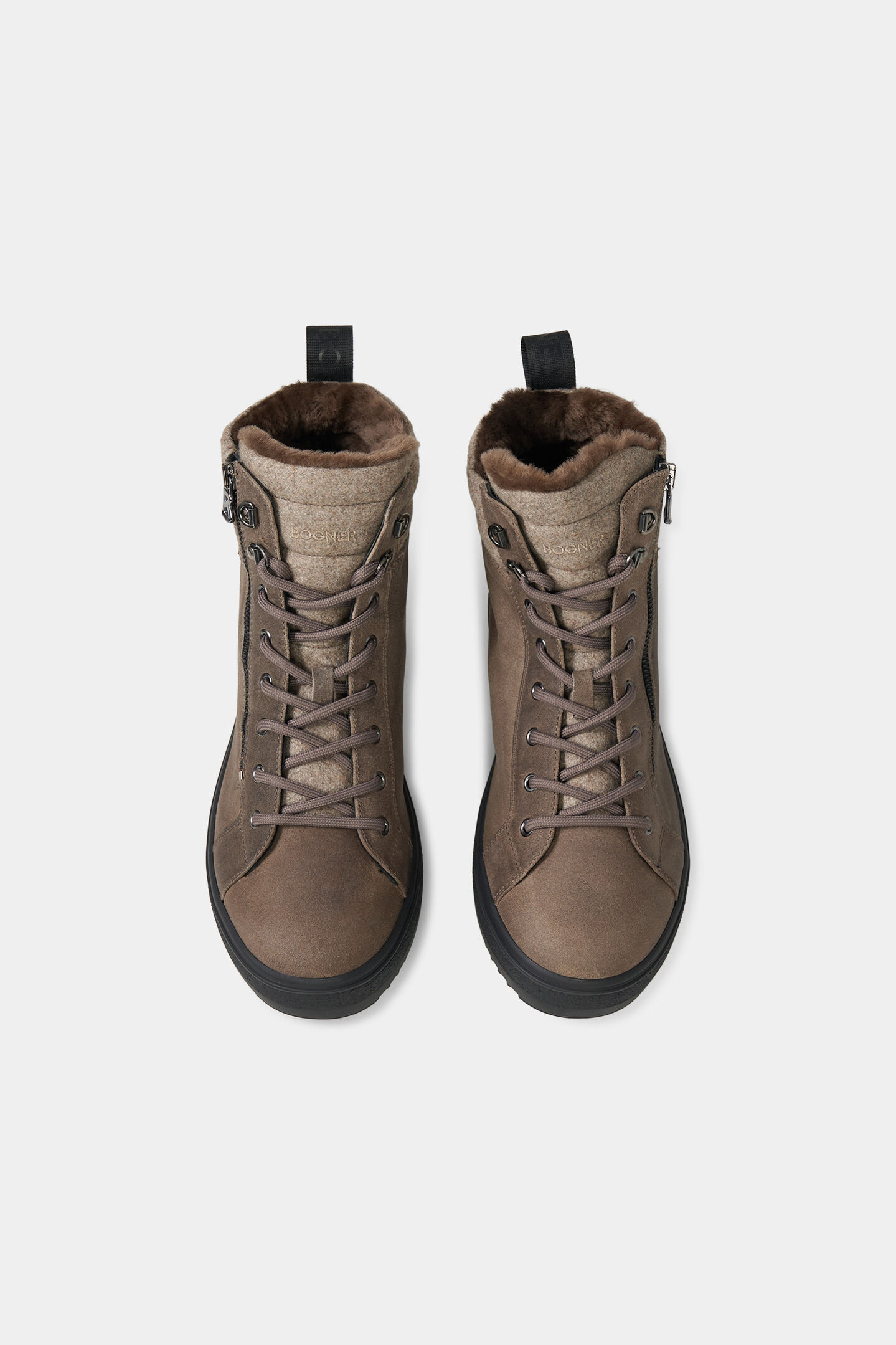Mid Boots Anchorage mit Spikes Taupe