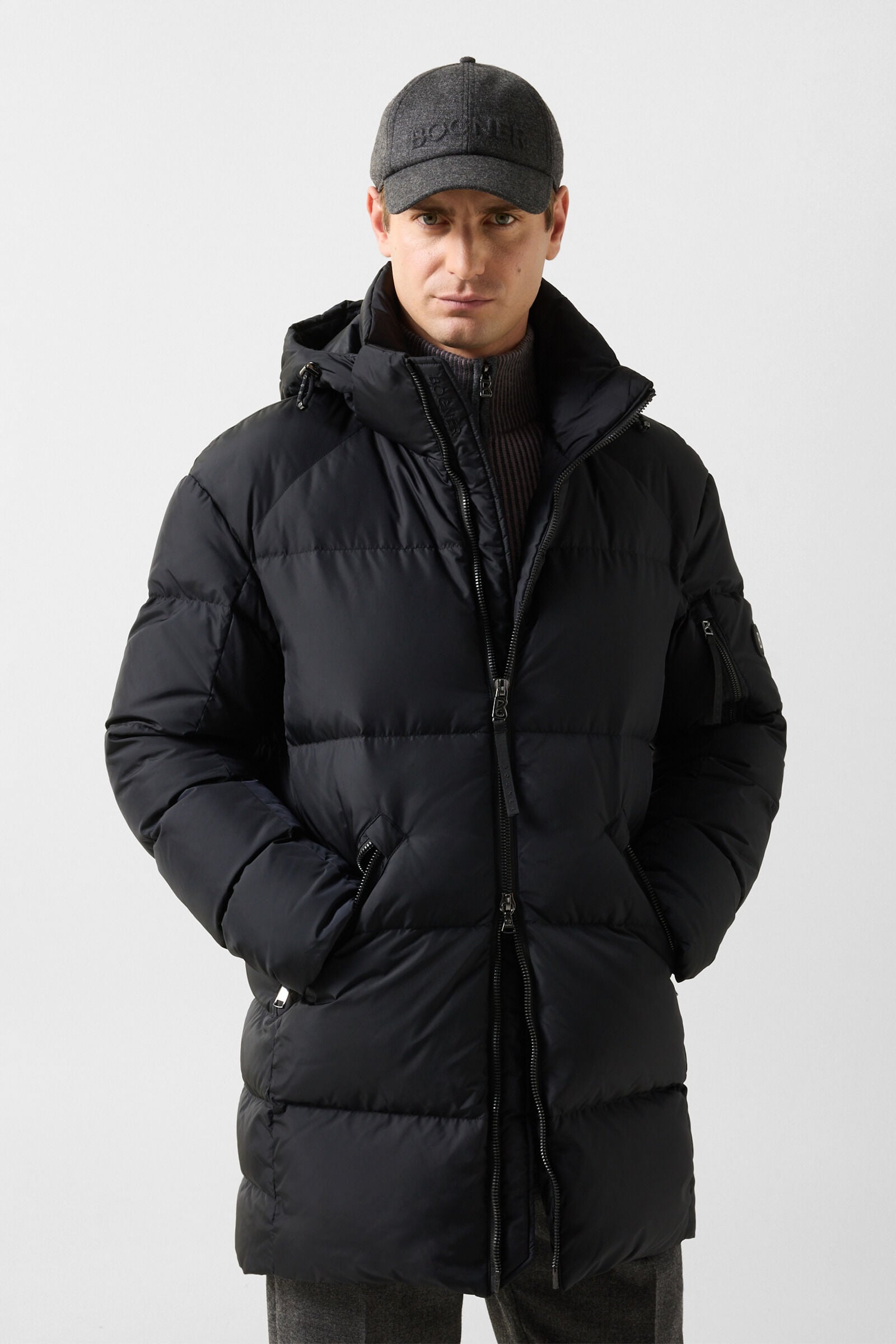 Jones Down Jacket Black