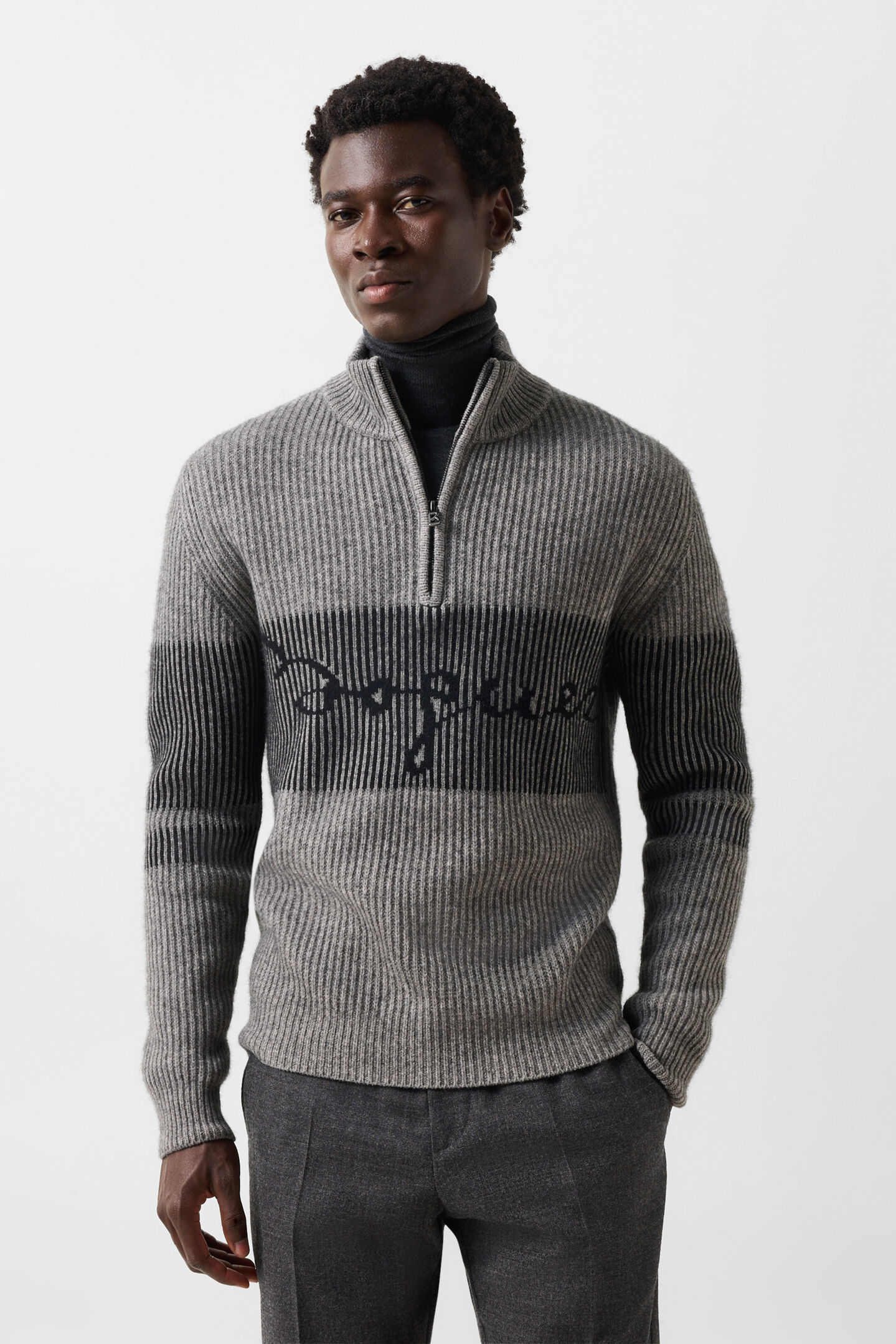 Yak Troyer Loris Grey/Black