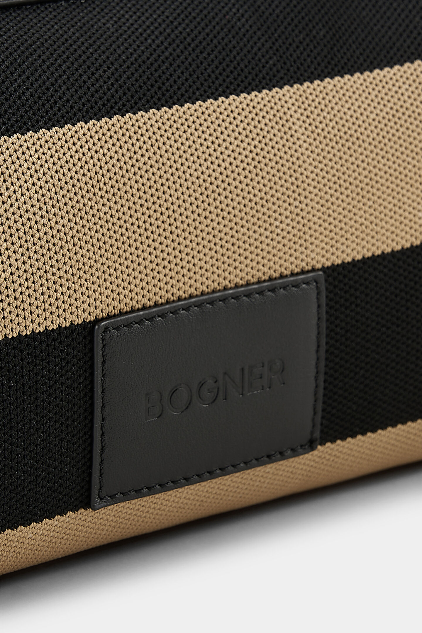 Schultertasche Vaduz Mala Schwarz/Beige