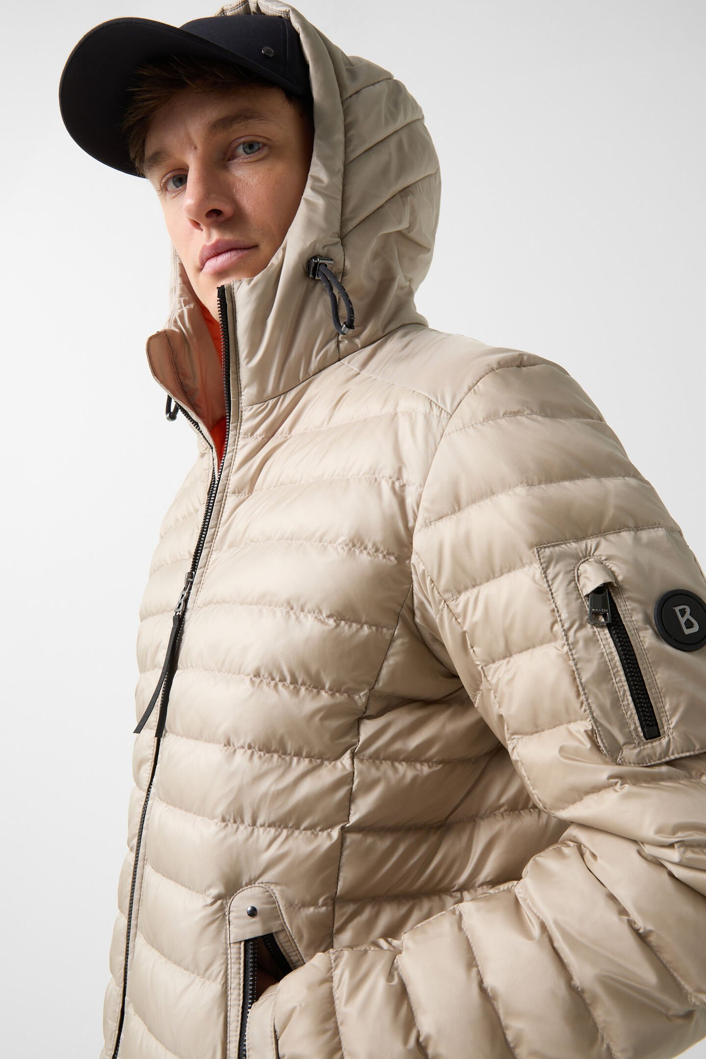 Loke Lightweight down jacket Beige