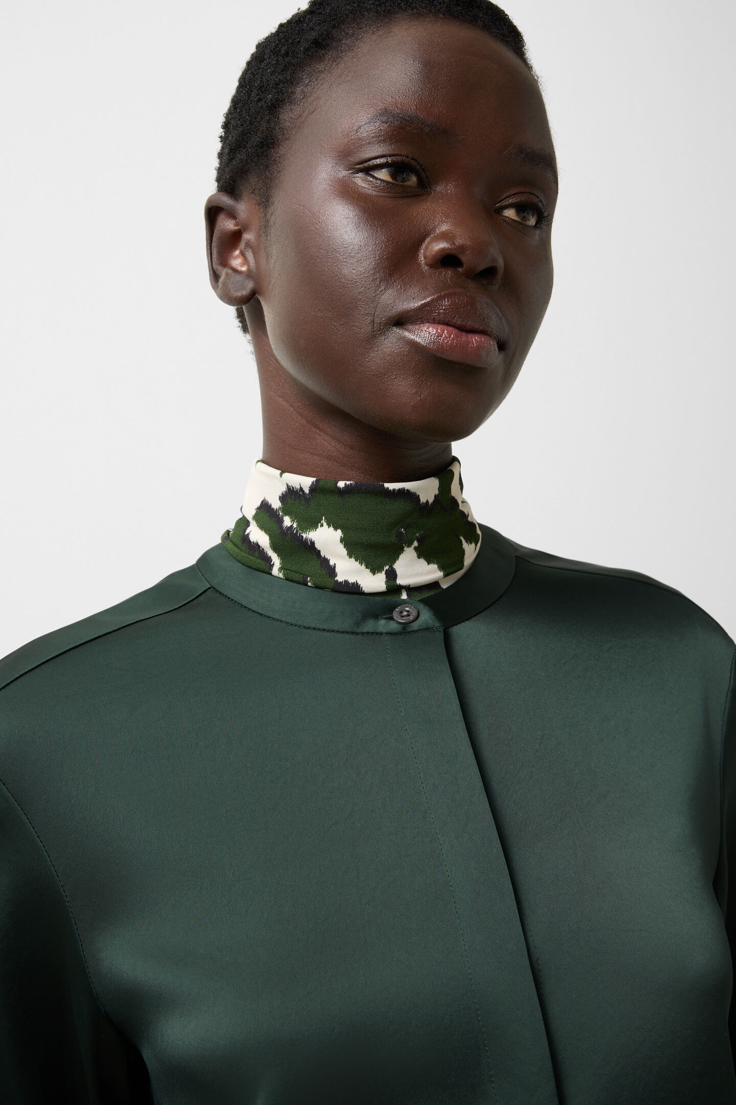 Gerrit satin blouse Dark green