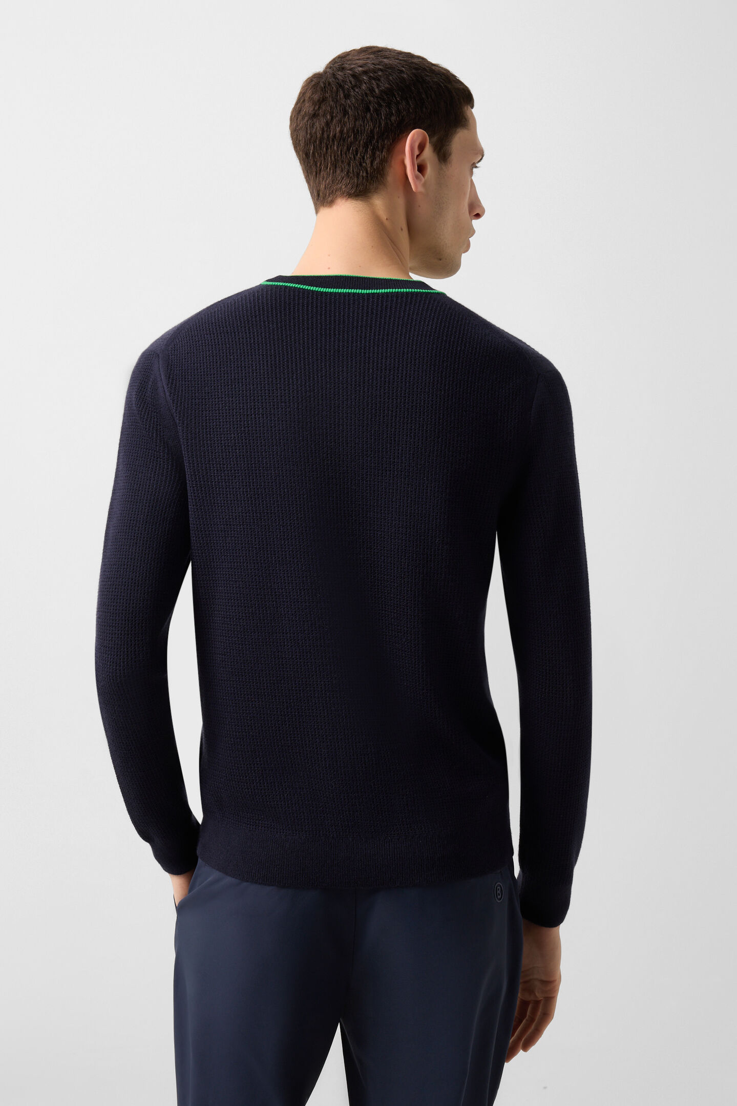 Pull Levin Bleu marine