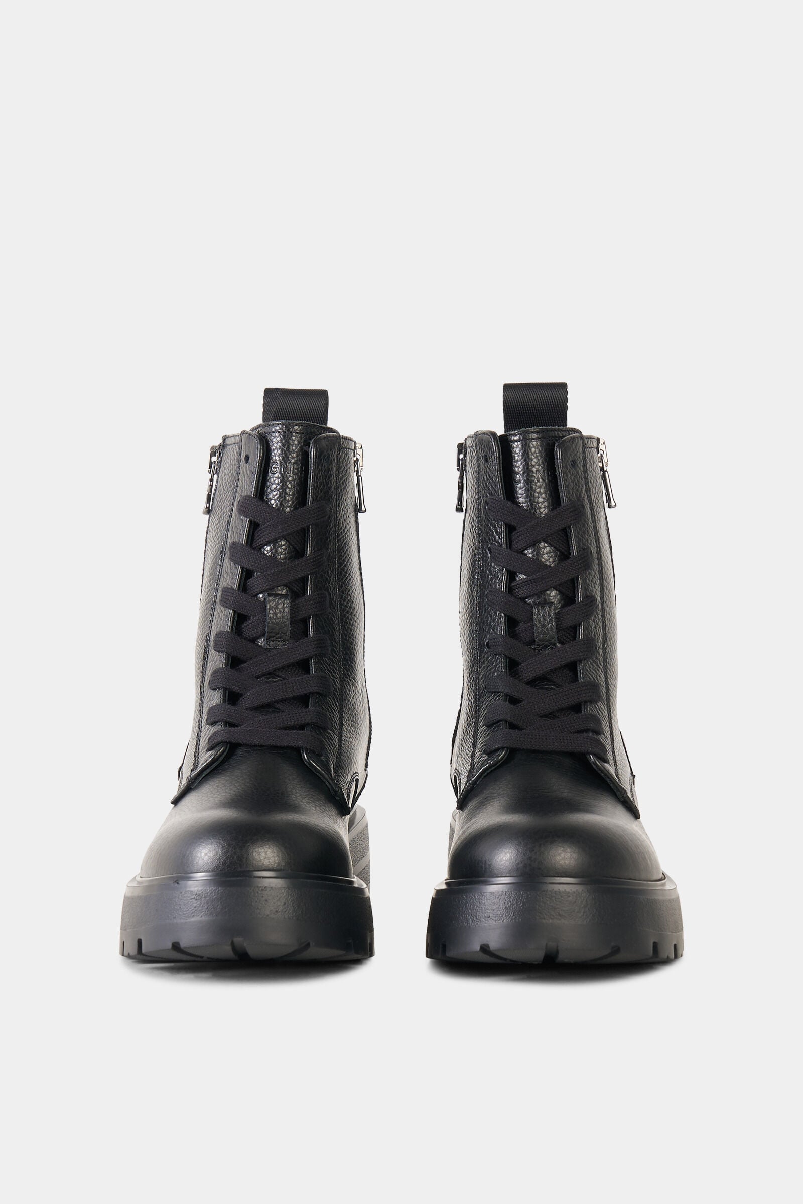 Riga lace-up boots Black
