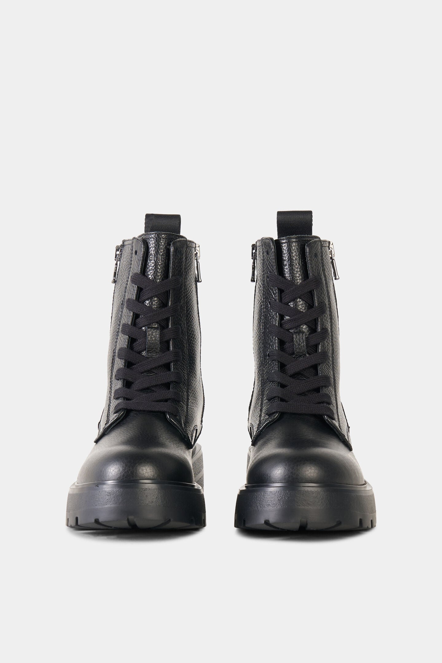 Riga lace-up boots Black