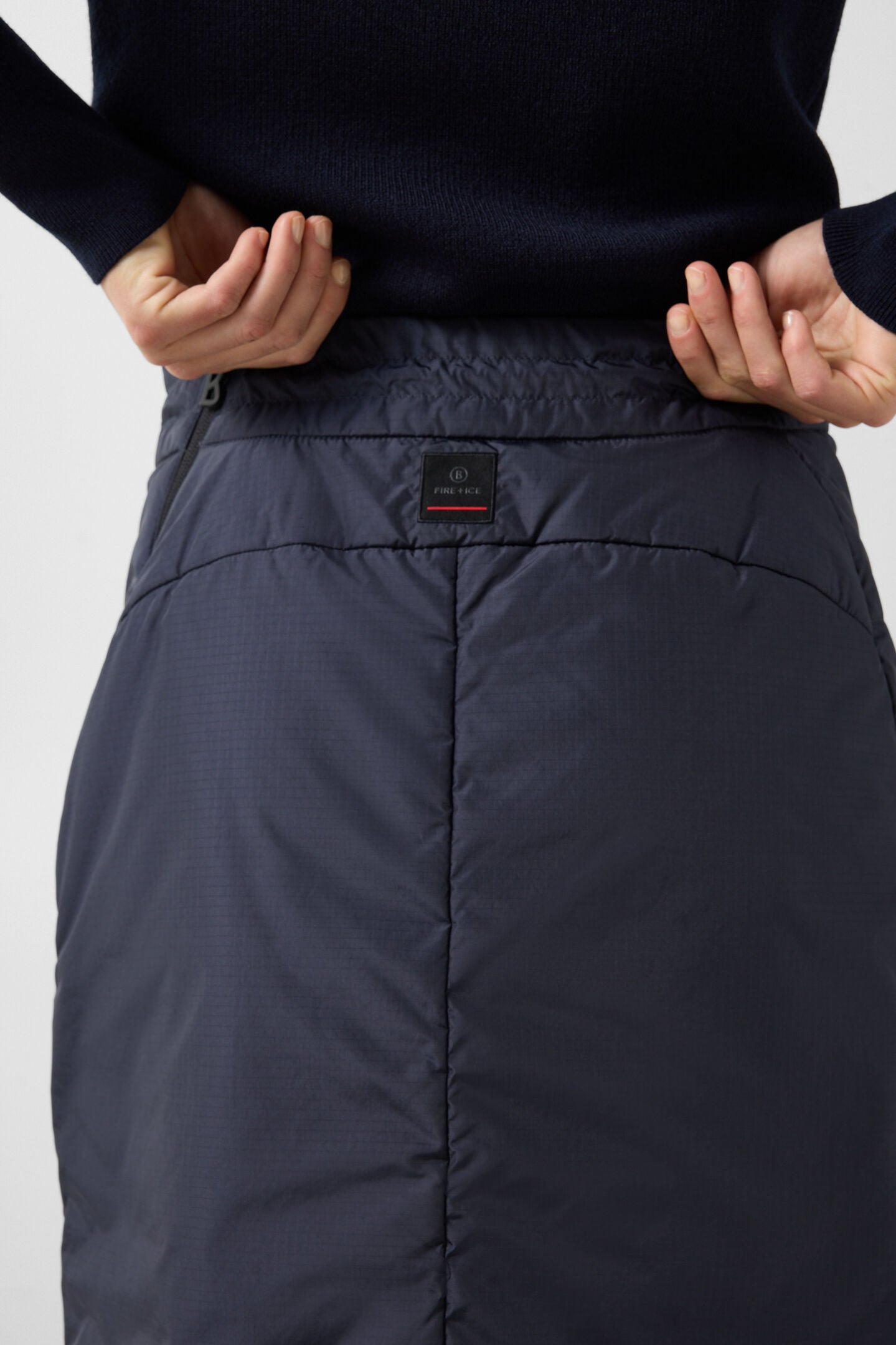 Belva Functional Quilted Skirt Navy