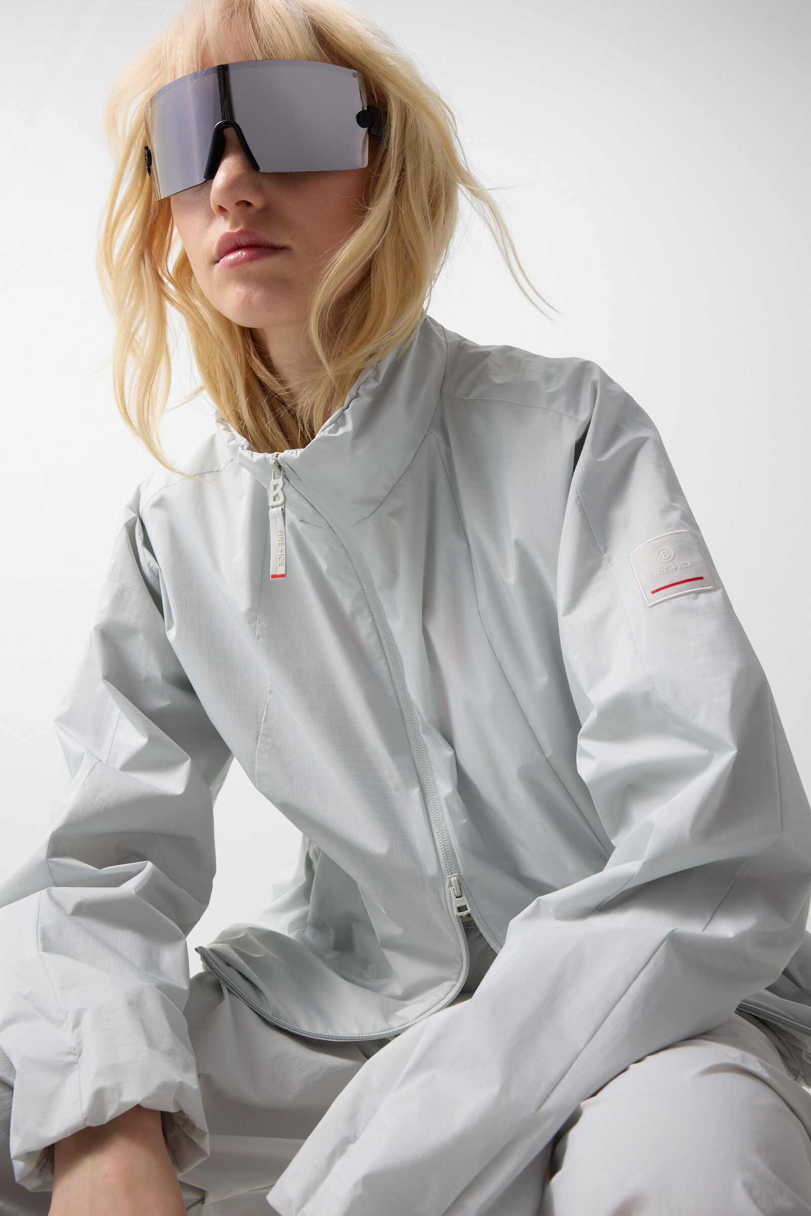 Yosefine functional jacket Light grey