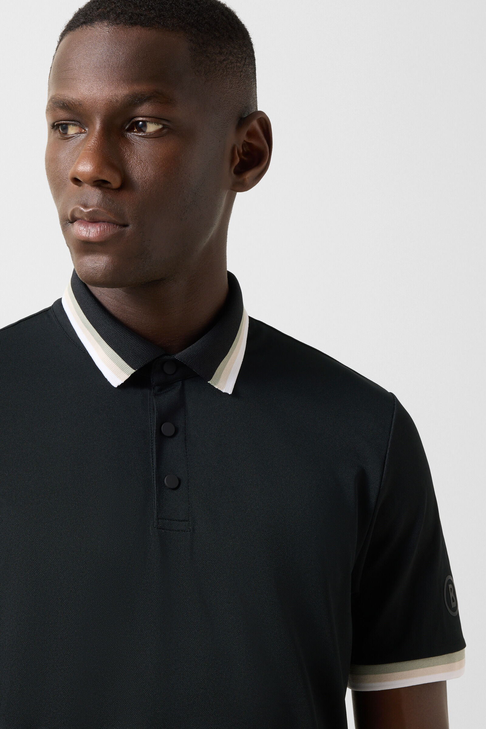 Arik functional short-sleeved top Black