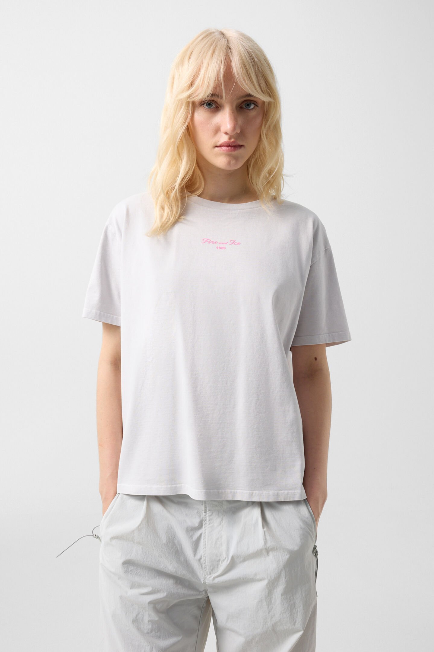 T-shirt Cara Light grey