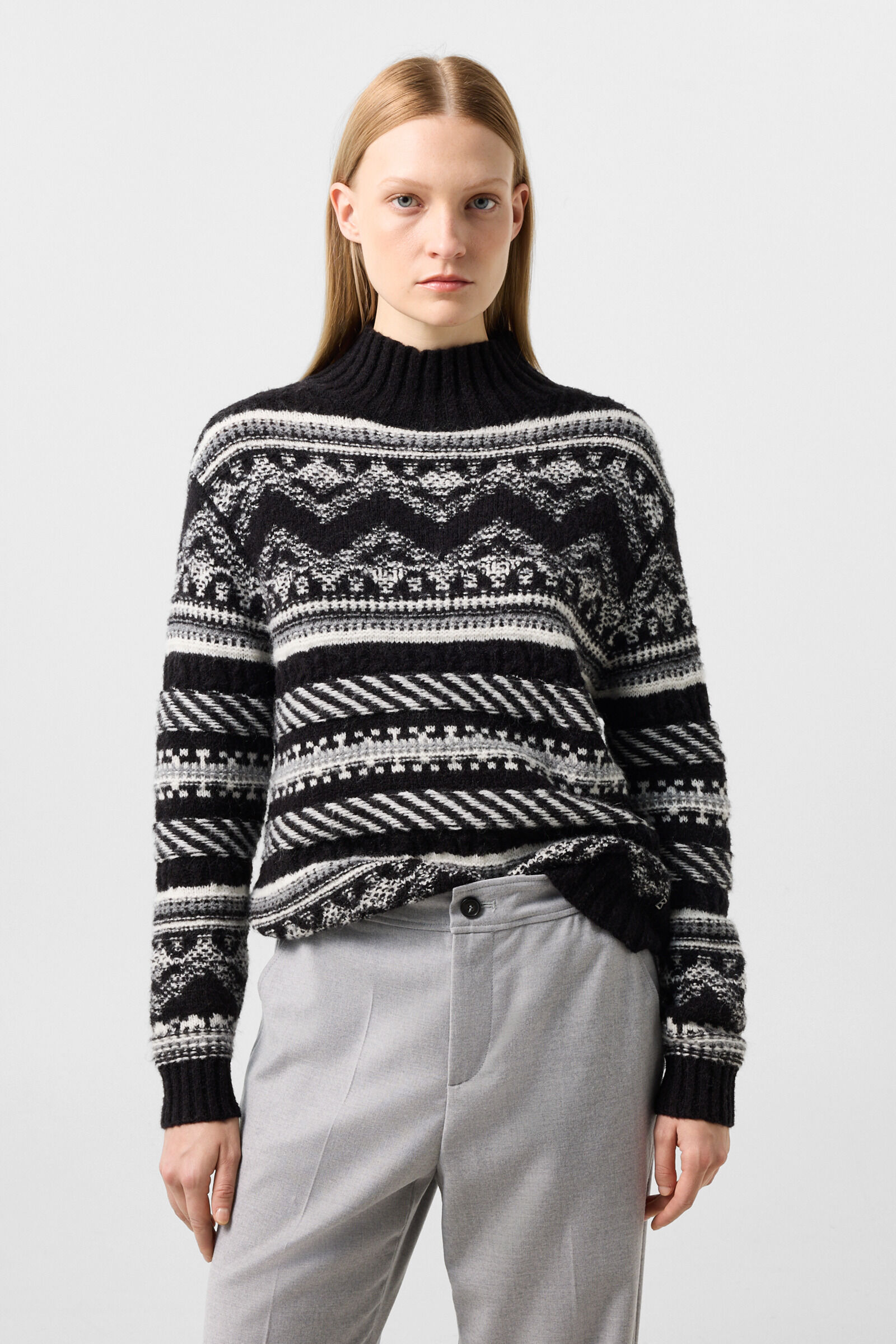 Rosa Norwegian Pullover Black and White