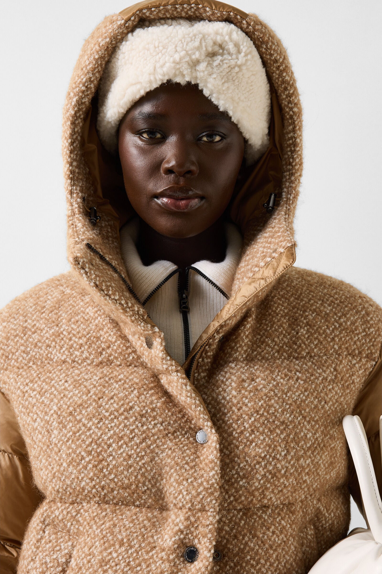 Boucl&eacute;-Daunenjacke Cathy Camel