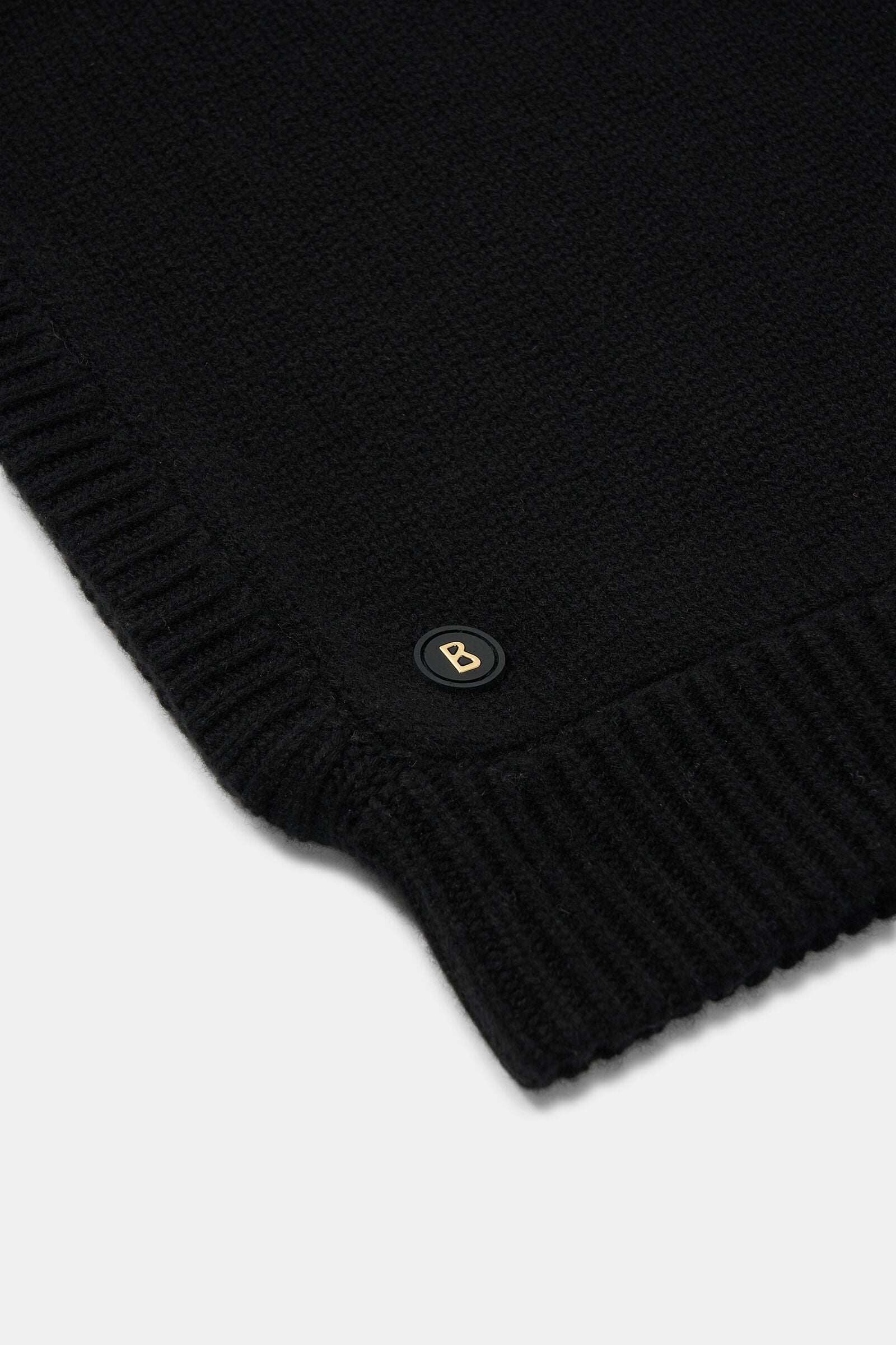 Berny Virgin Wool and Cashmere Balaclava Black