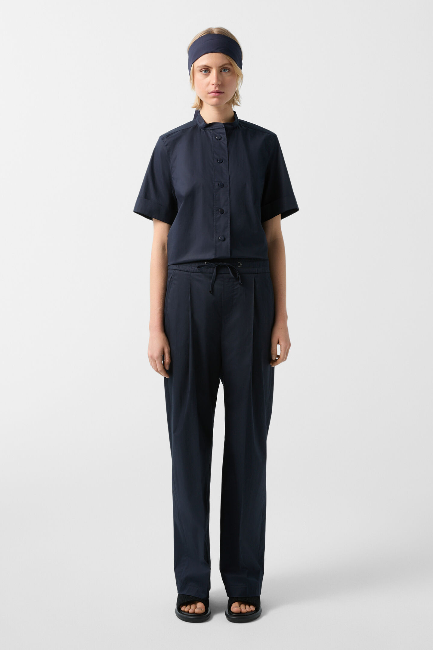 Pleated trousers Ella Navy blue