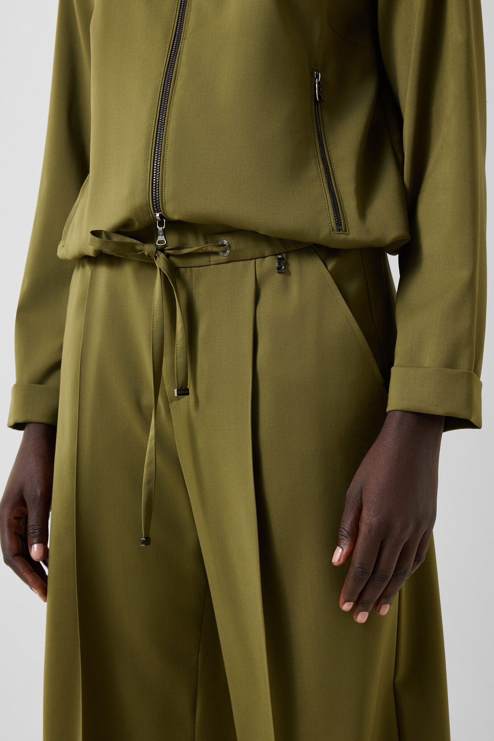 Elfy virgin wool pleated trousers Olive