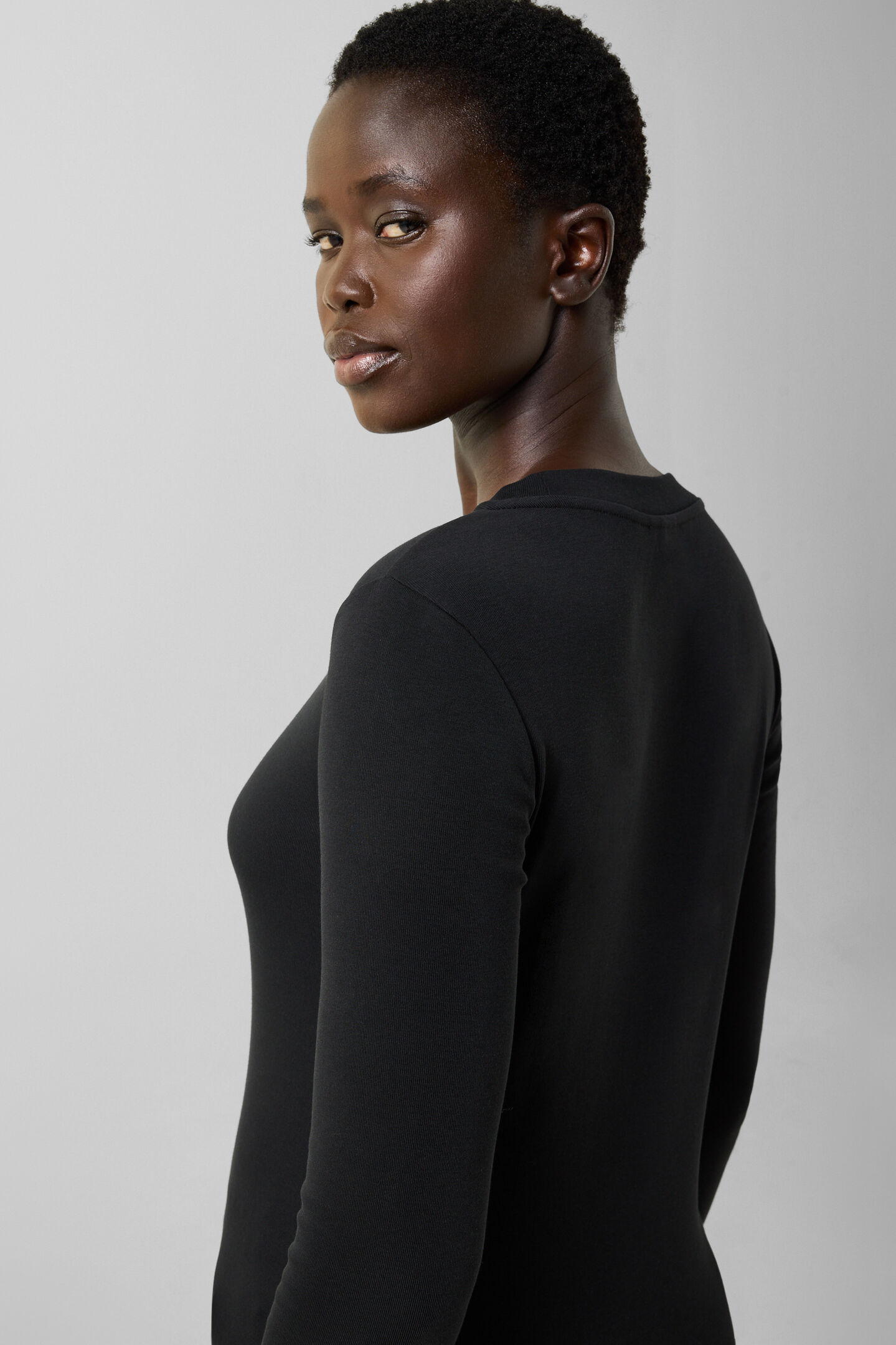 Baumwoll-Longsleeve Nikini Schwarz