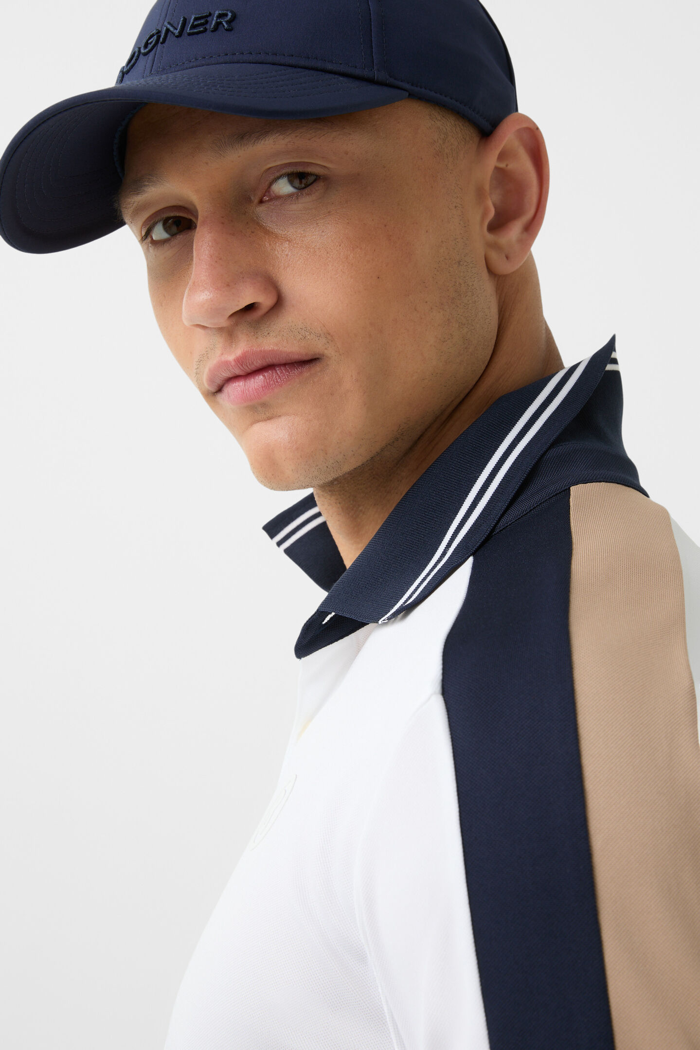 Cornelius functional short-sleeved top White/navy blue/beige