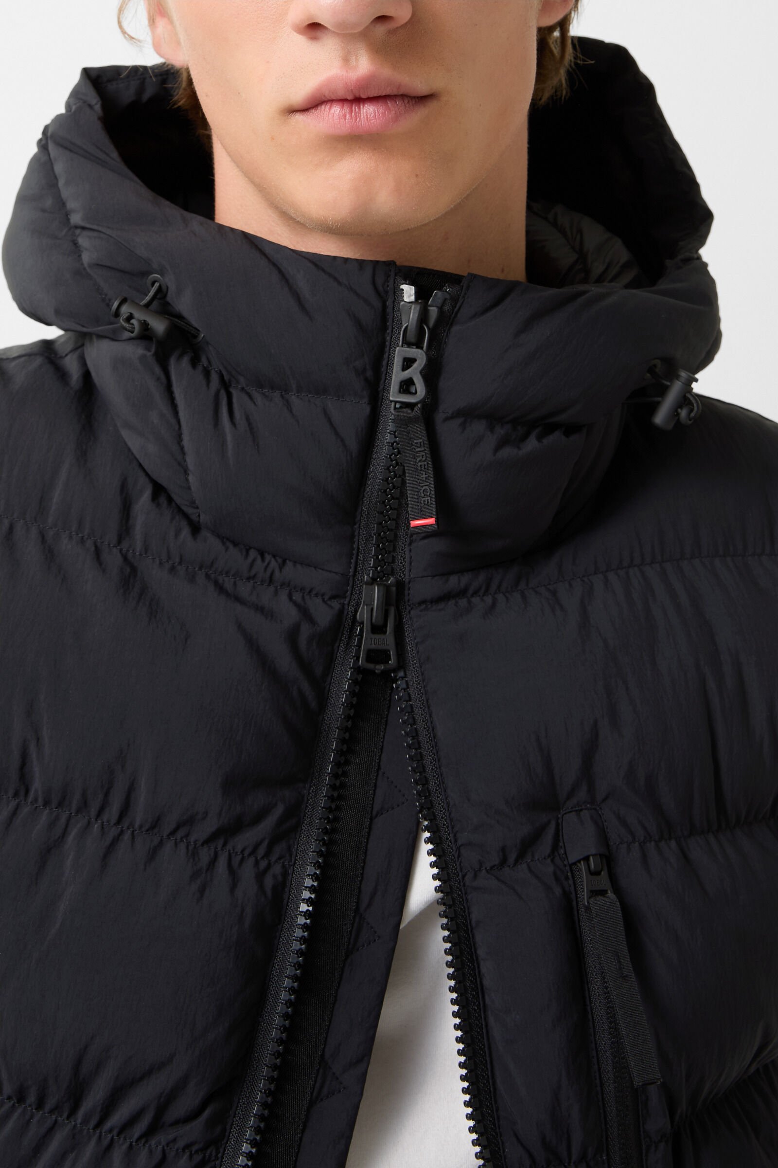 Howard quilted waistcoat Black