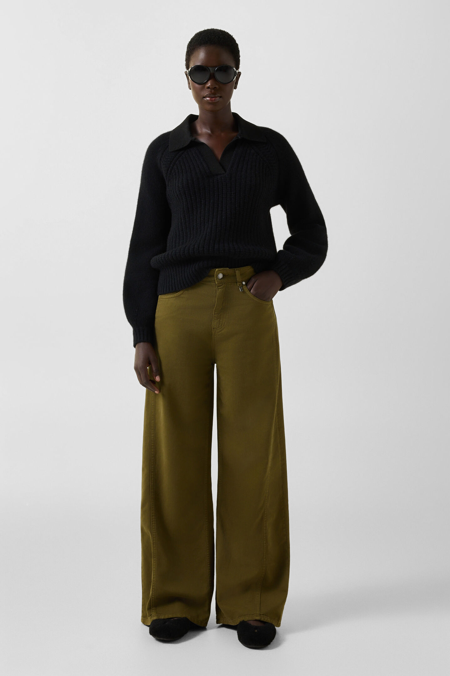 Jordy Yak Jumper Black