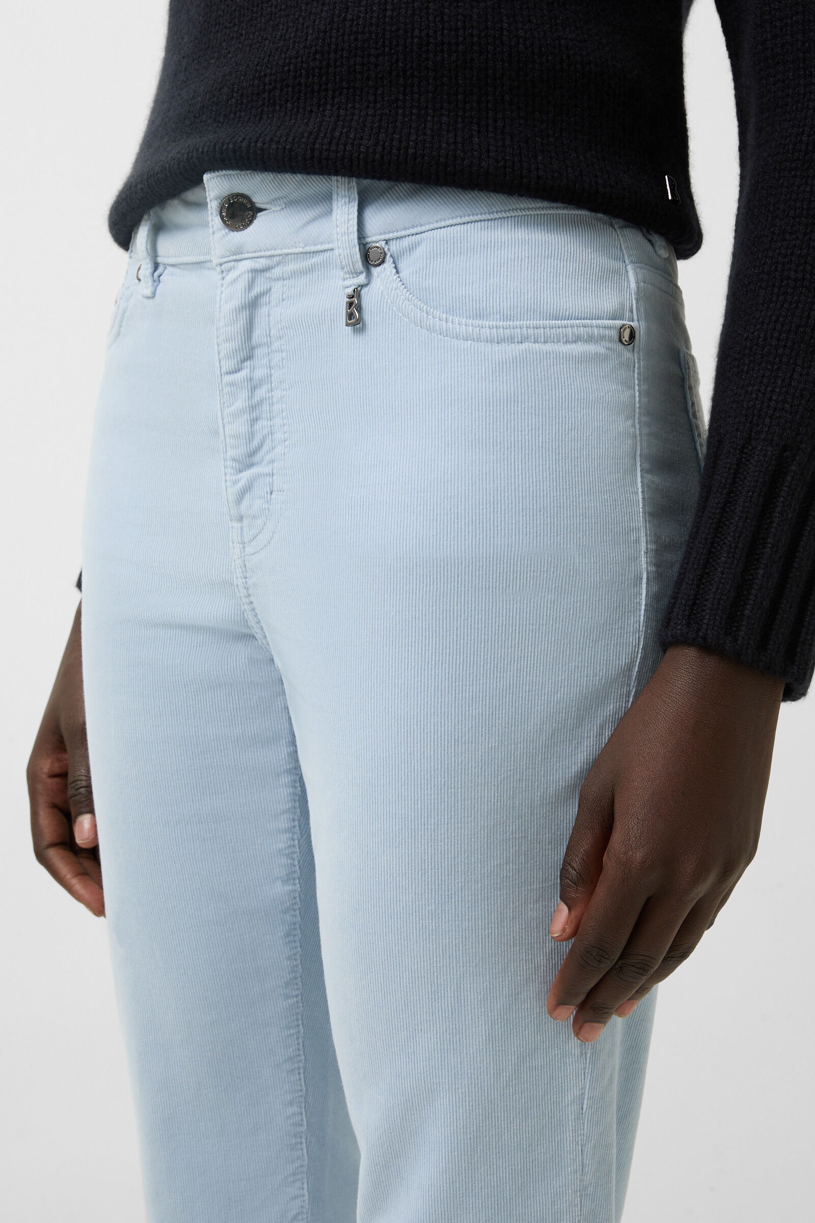 Julie 7/8 corduroy trousers Light blue