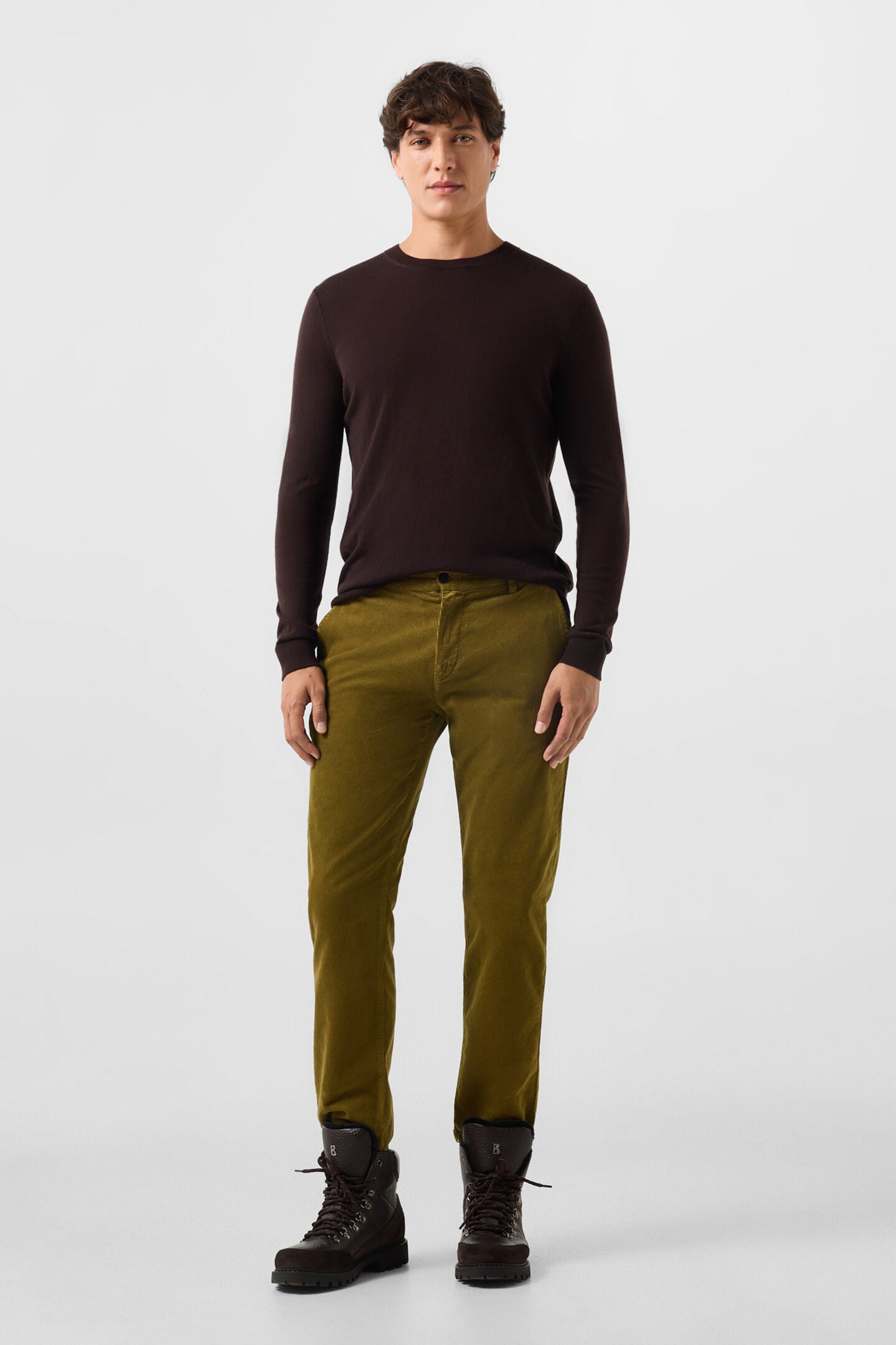 Riley Casual Corduroy Trousers Olive