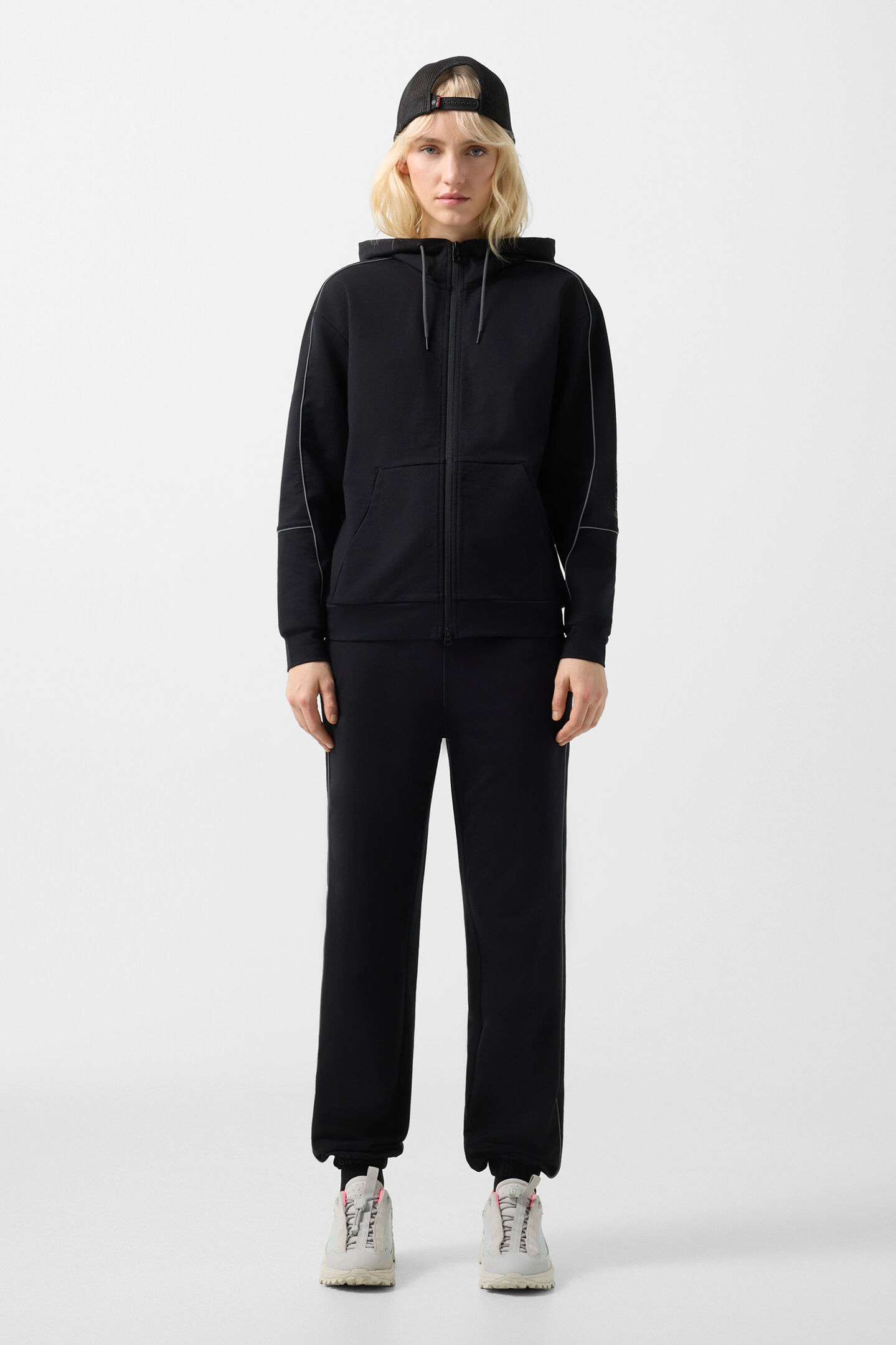 Enia jersey jacket Black