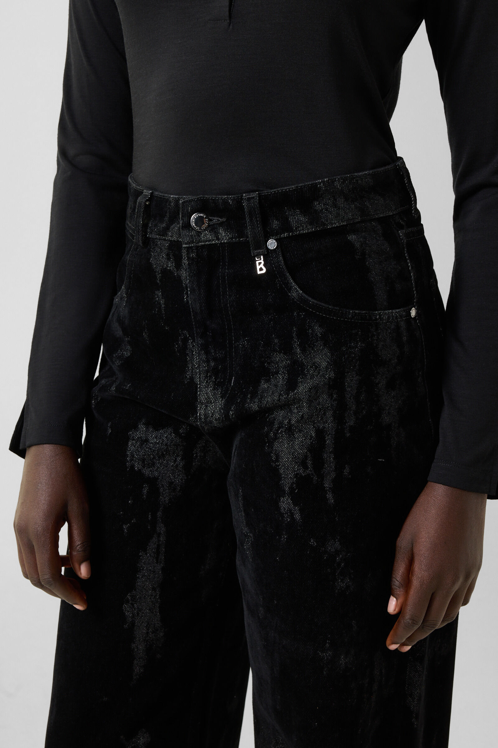Lizzy Wide-Fit Jeans Black