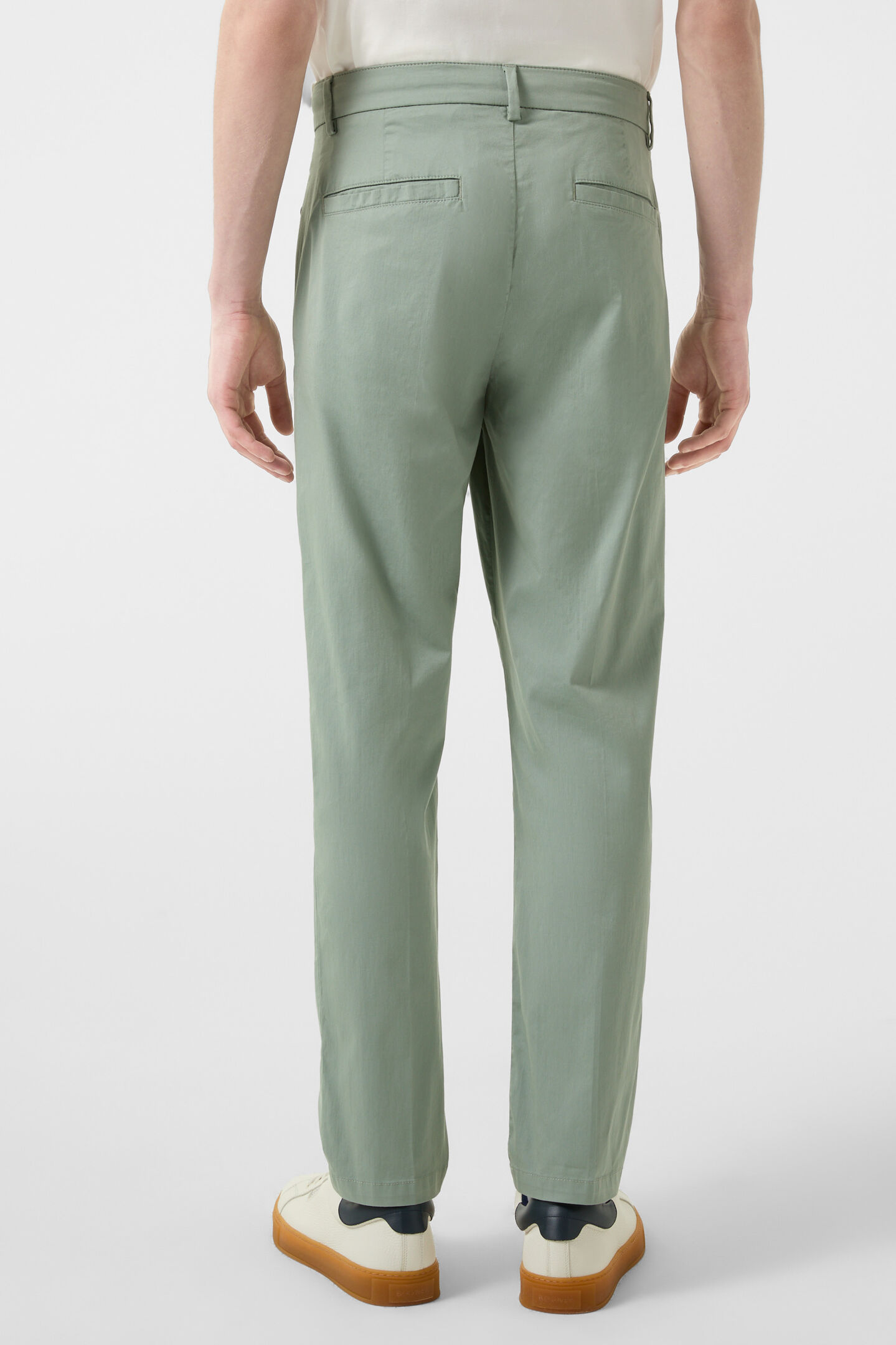 Chino Riley Bedrijf Eucalyptus