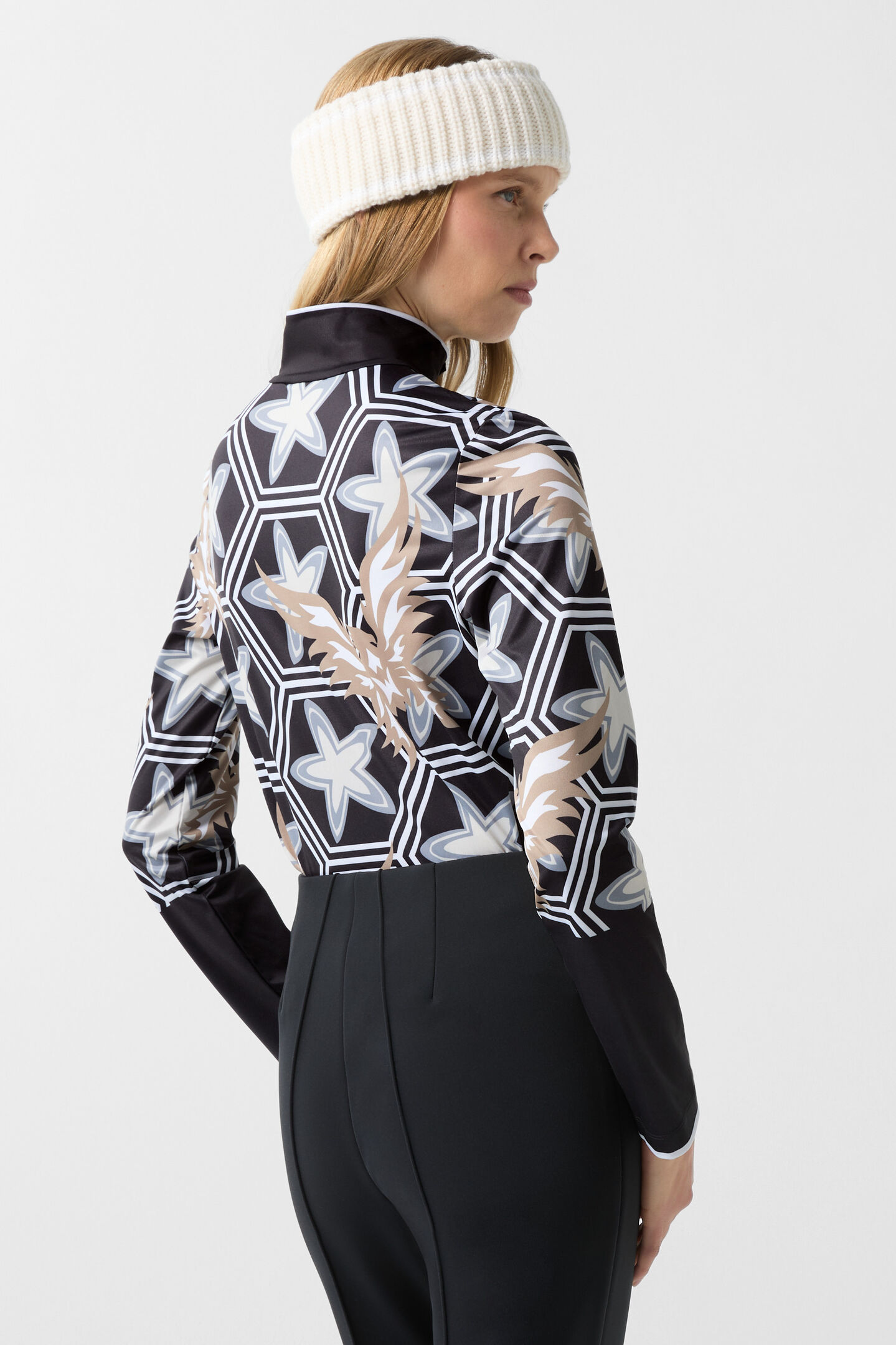 First Layer Amira Schwarz/Weiß/Beige