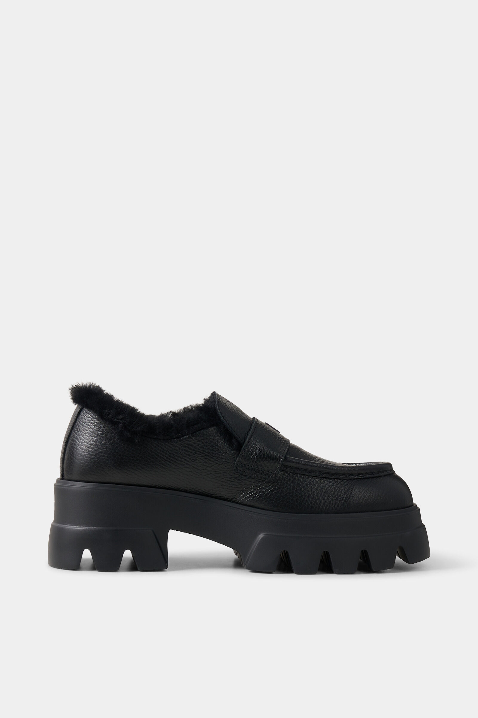 Platform loafer Sapporo Black