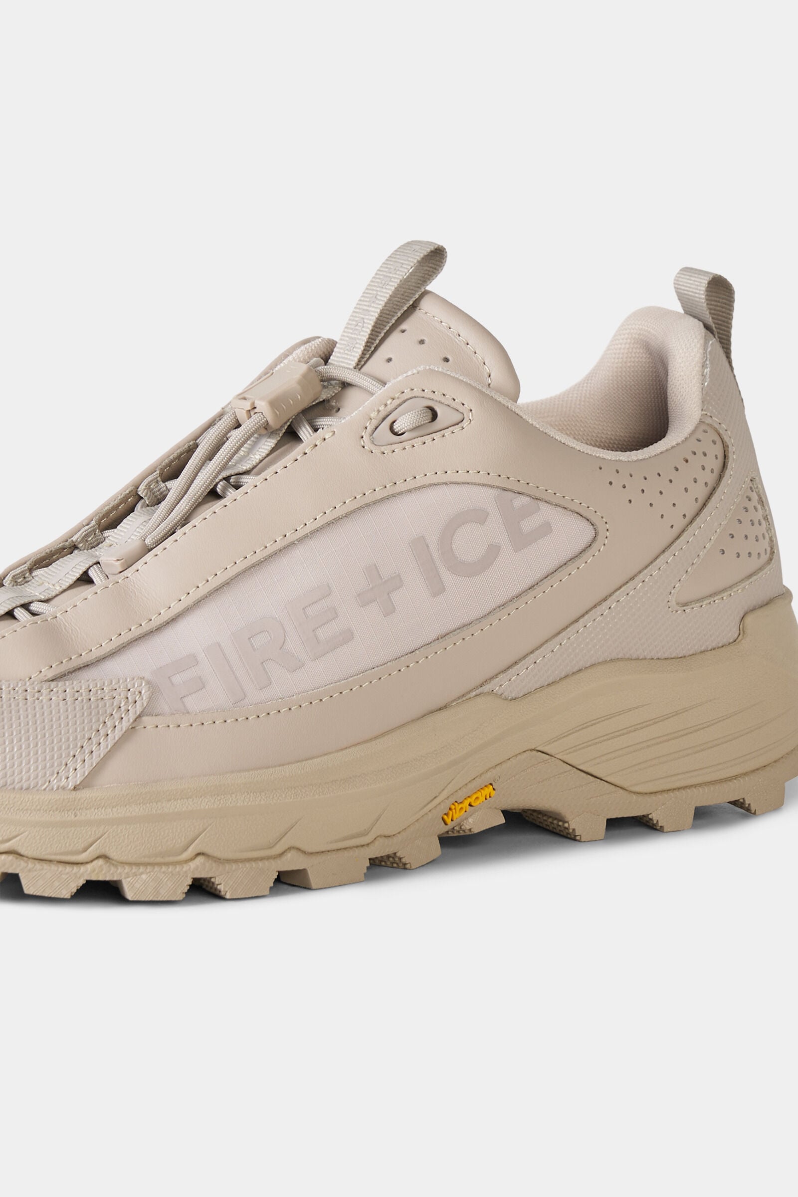 Montana trainers Beige