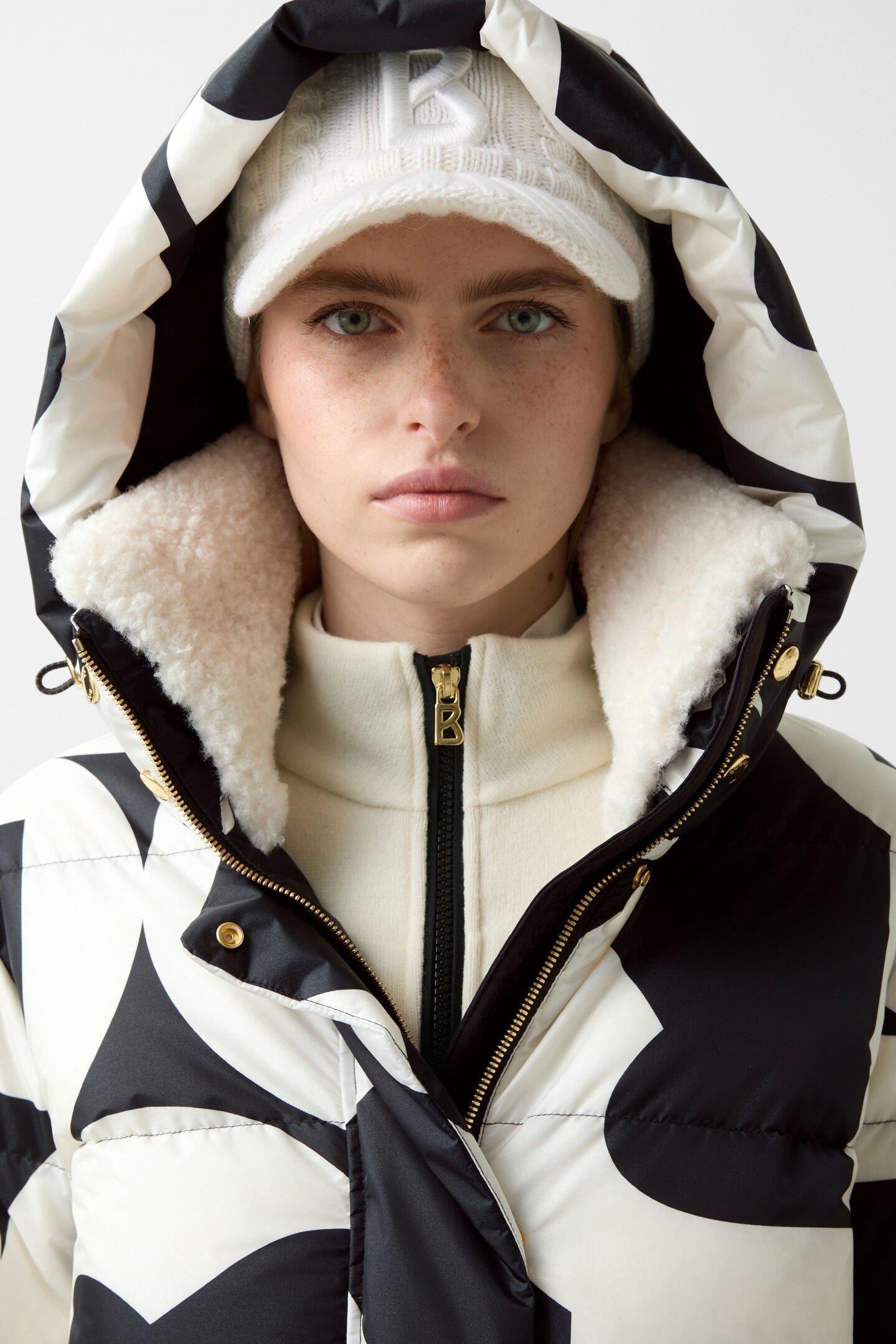 Maja down ski jacket Black/Off-White